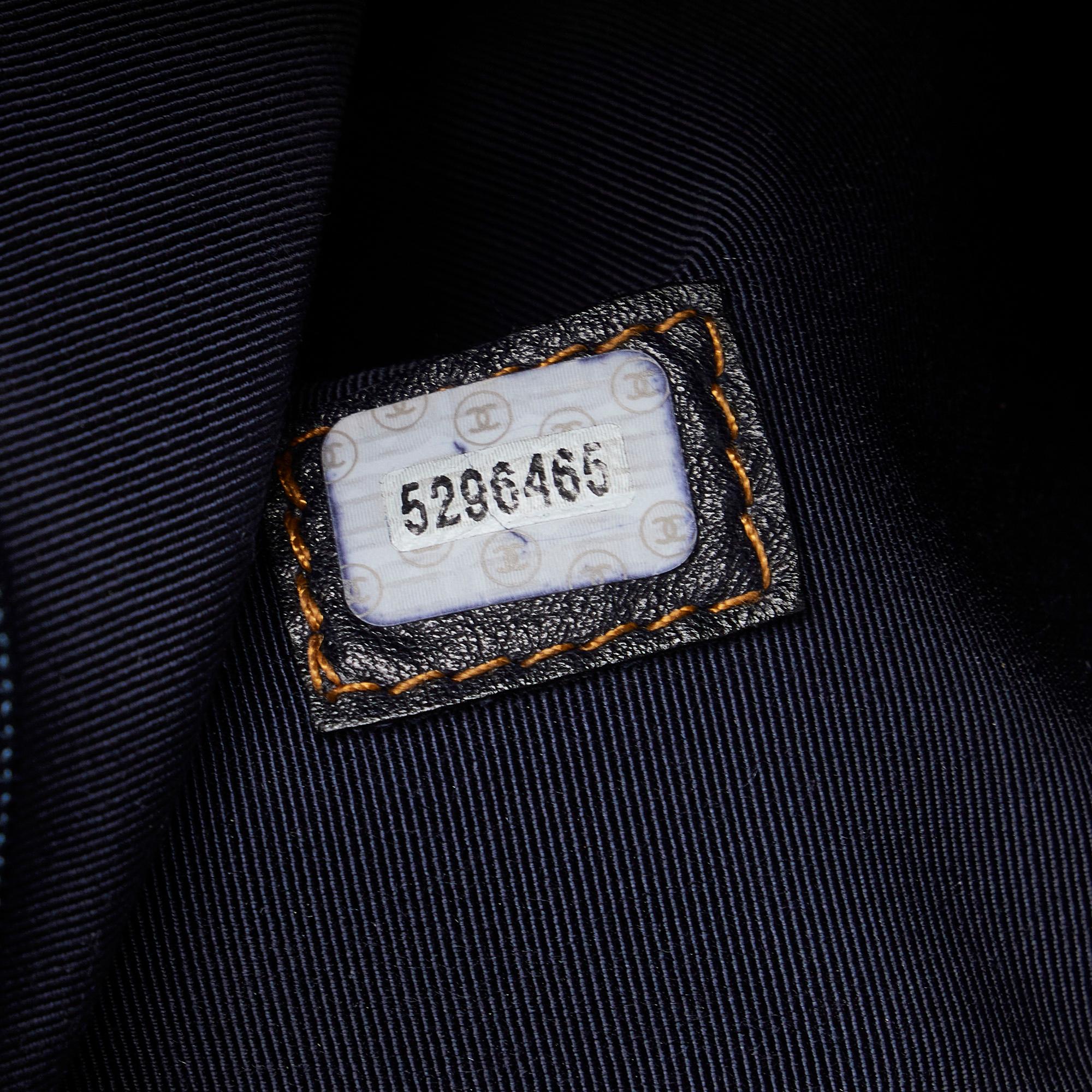 Chanel CC Denim Tote Bag (SHG-PRLc17)