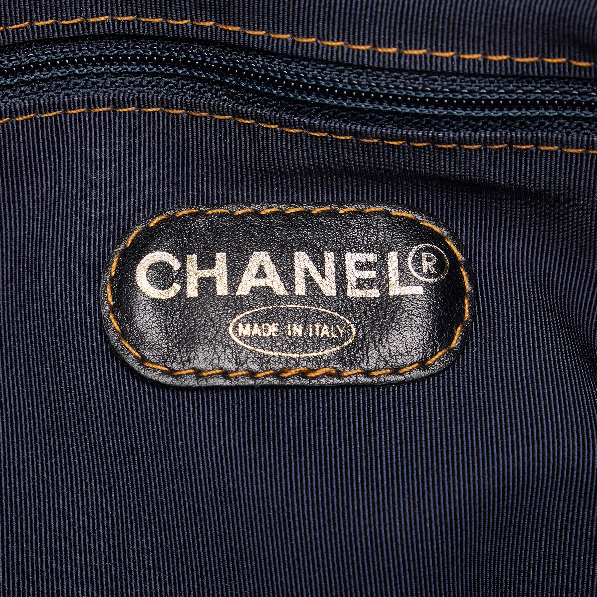 Chanel CC Denim Tote Bag (SHG-PRLc17)