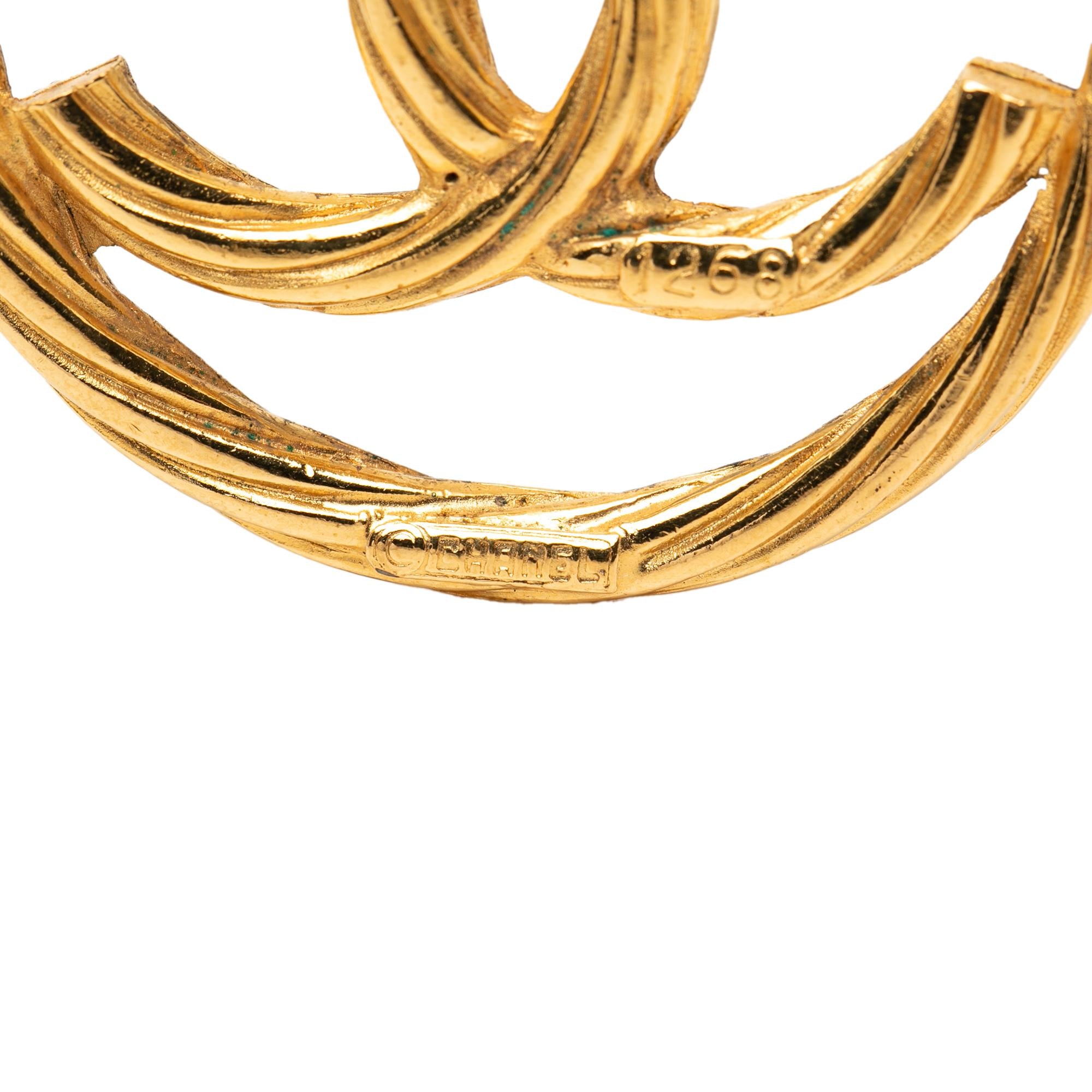 Chanel CC Gold Plated Round Brooch