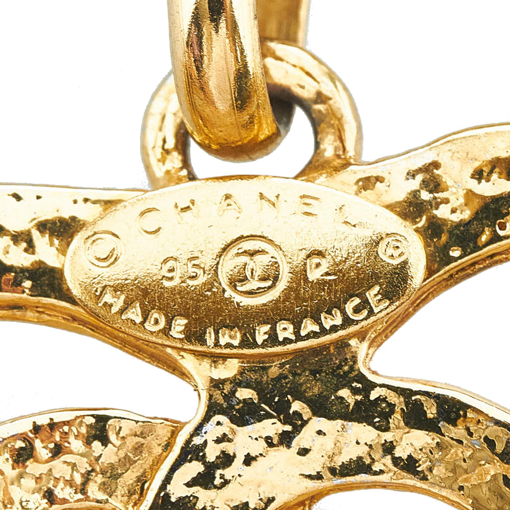 Chanel CC Heart Pendant Necklace (SHG-mLjVan)