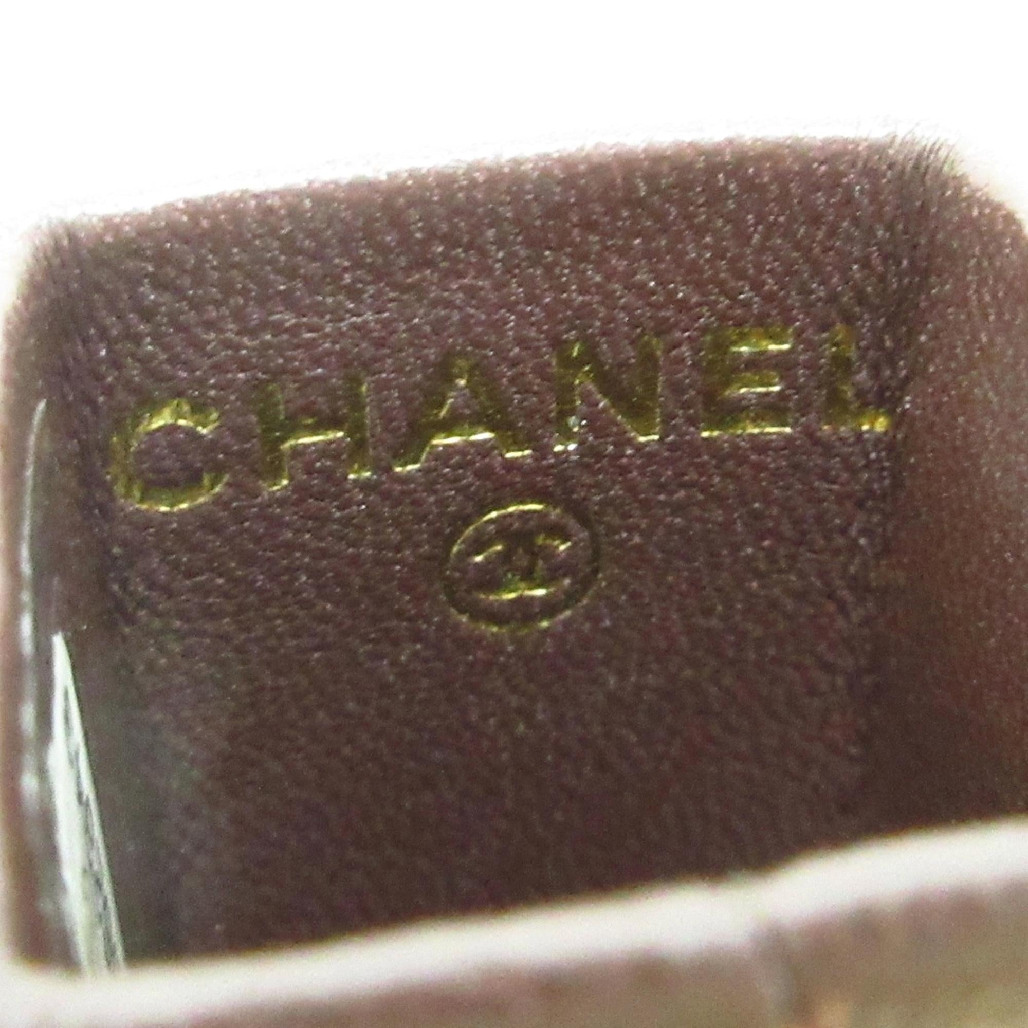 Chanel CC Lambskin Squared Lipstick Case on Chain (SHG-Zp7ZZG)