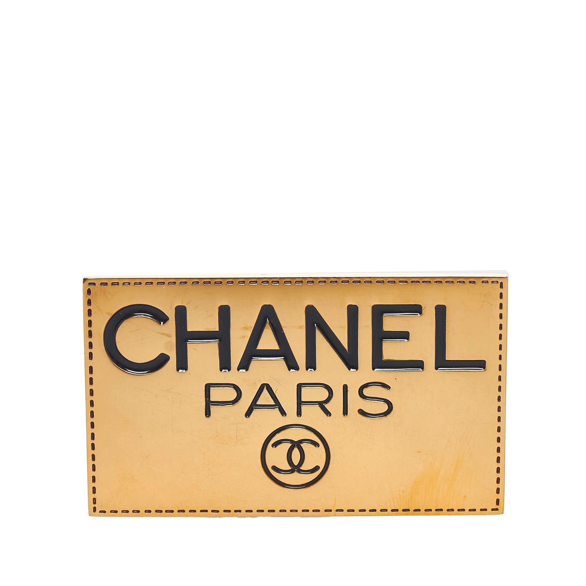 Chanel CC Logo Plate Brooch (SHG-nD1vJu)