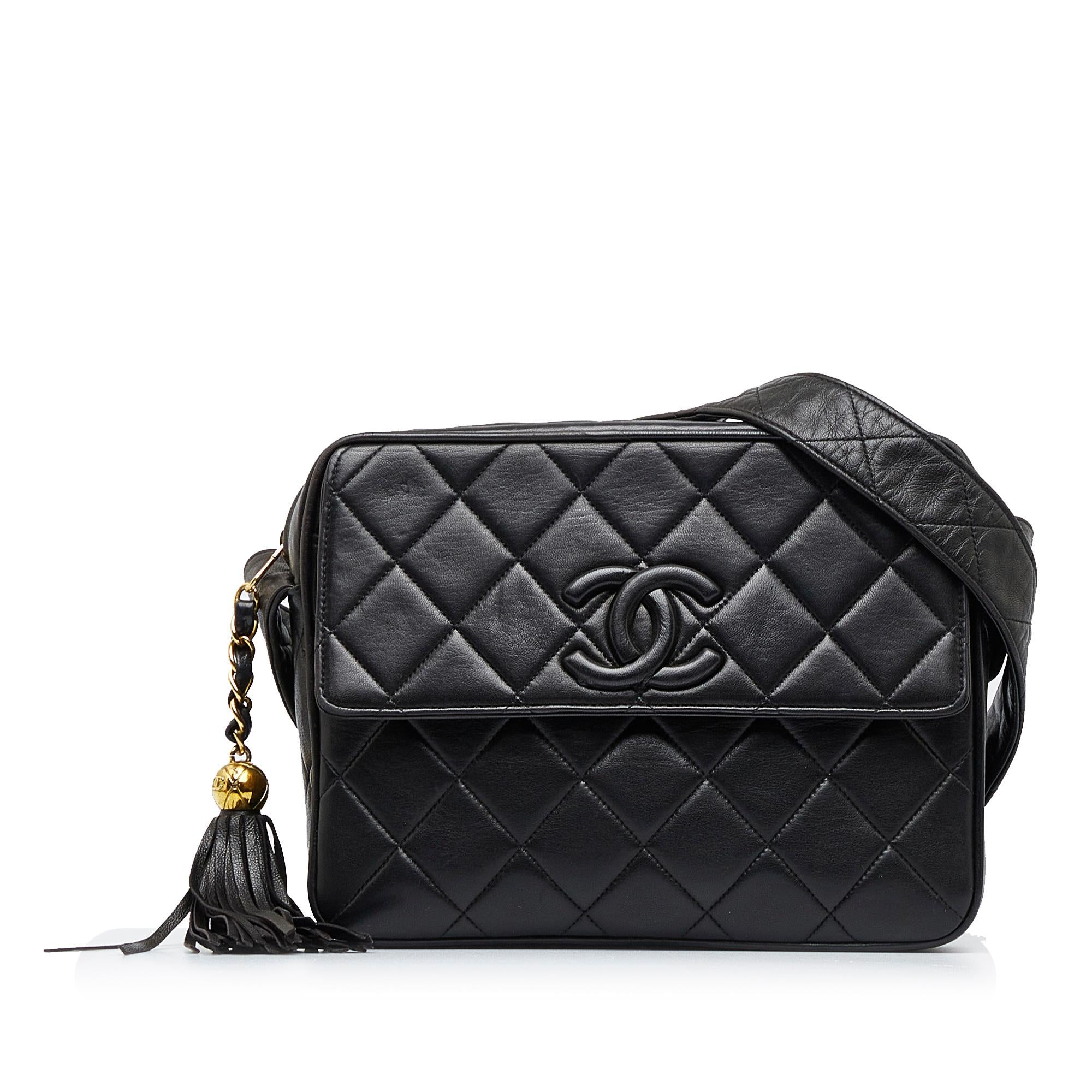 CHANEL バッグ 68161_01_1600x.jpg?v=1722644930