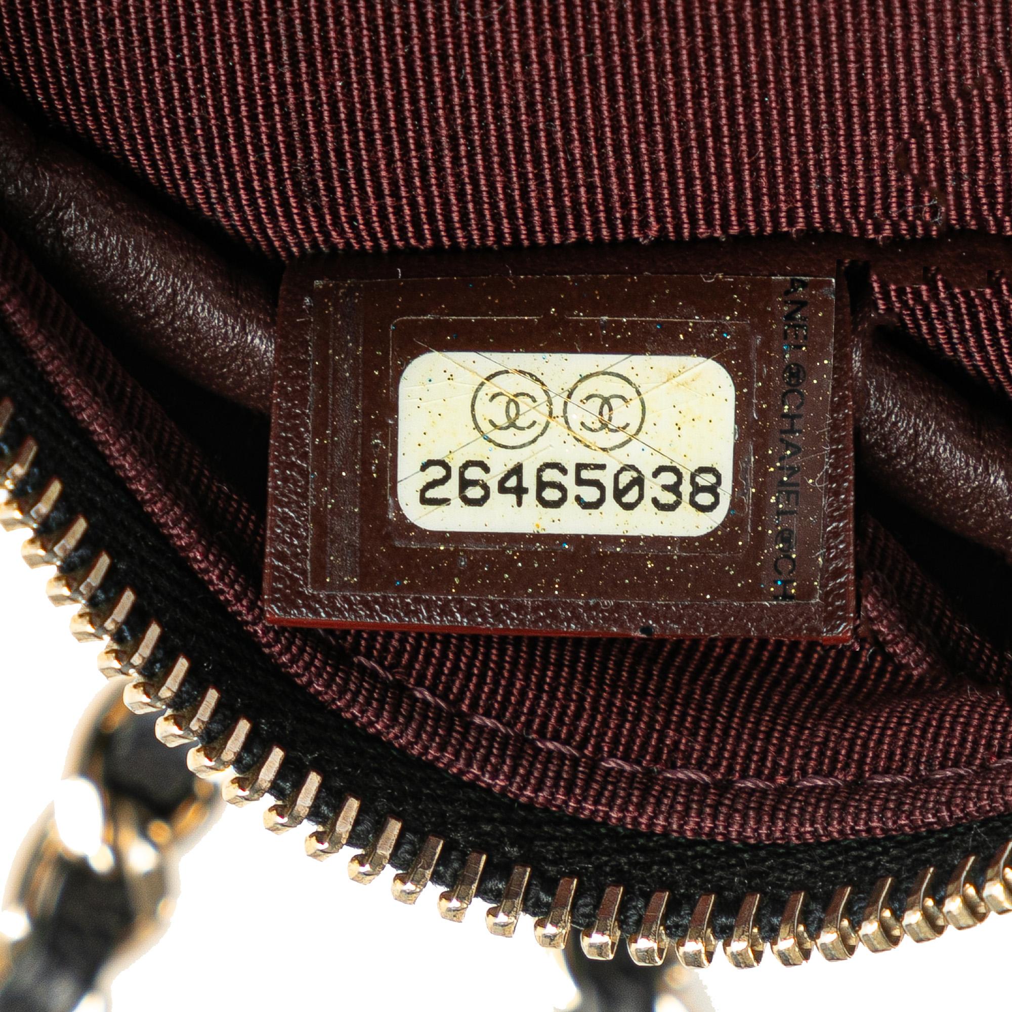 Chanel CC Quilted Caviar Round Clutch With Chain