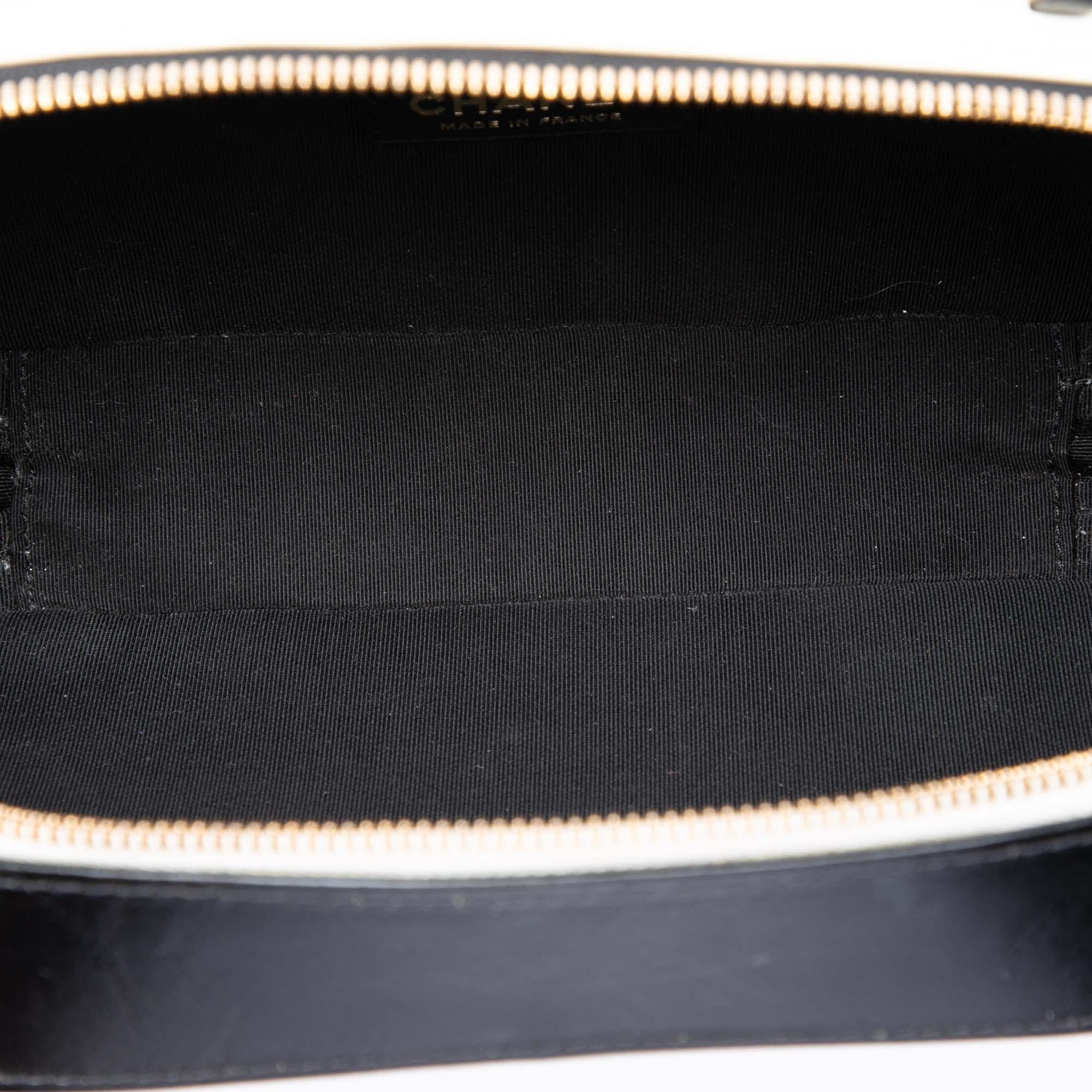 Chanel CC Quilted Crumpled Calfskin Vanity Case