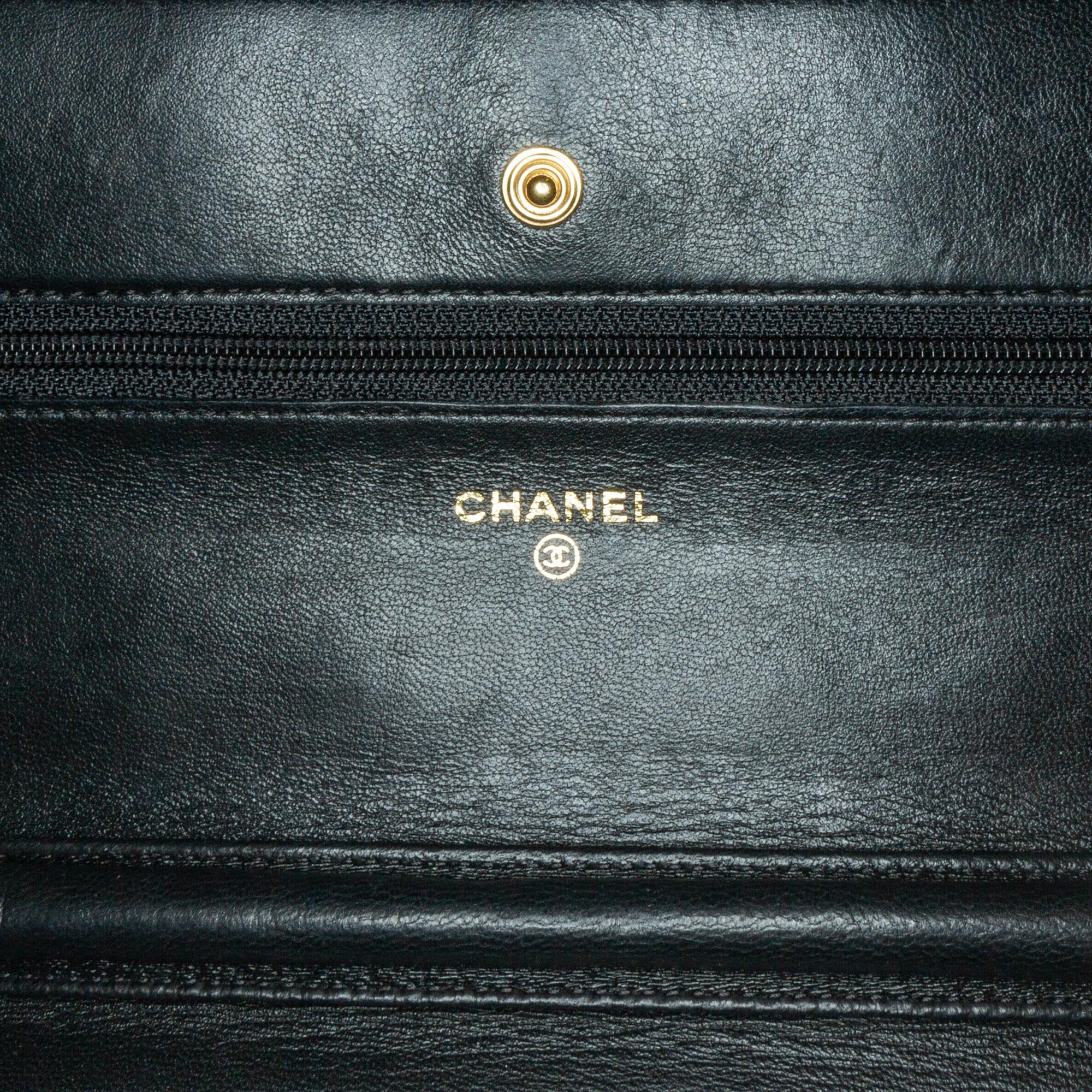 Chanel CC Quilted Lambskin Wallet On Chain (SHG-xqMmVF)