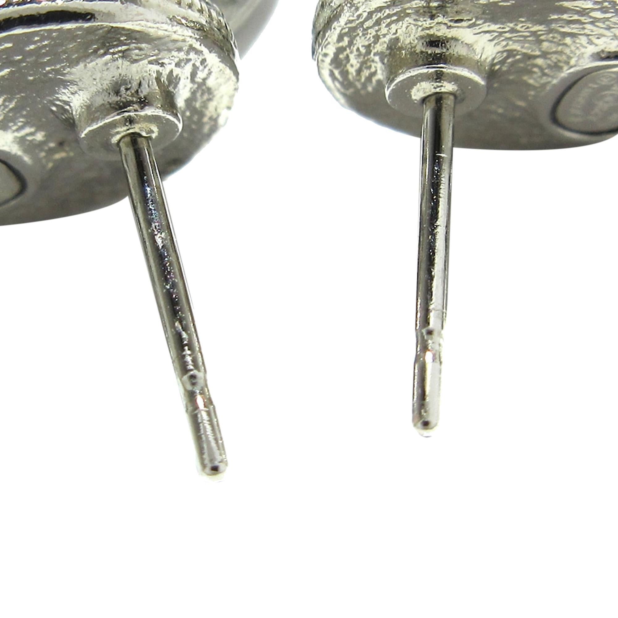 Chanel CC Rhinestone Star Dangling Push Back Earrings (SHG-OtRTvj)