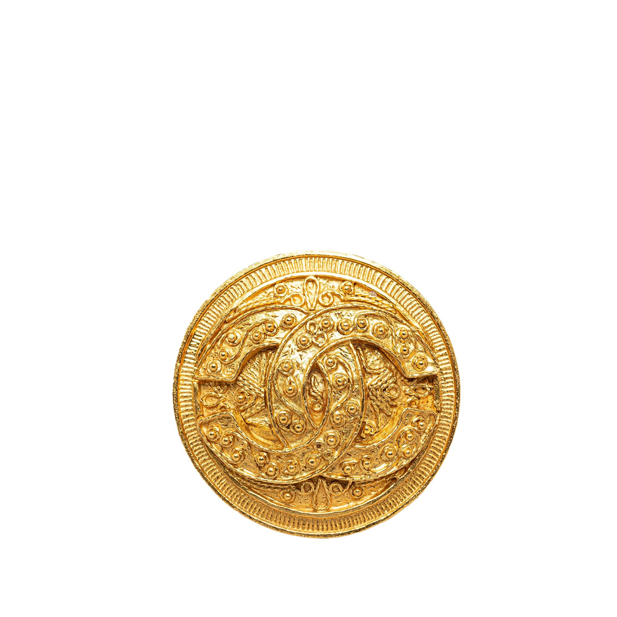 Chanel CC Round Brooch