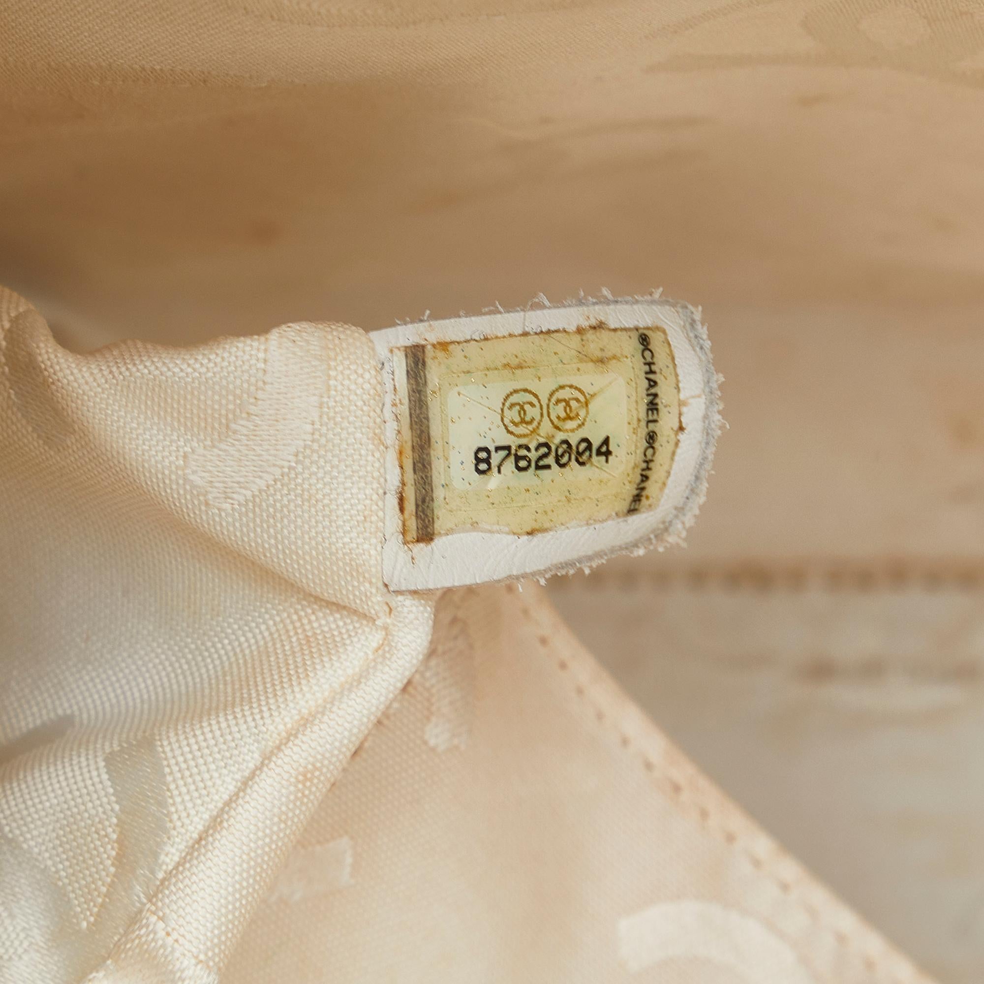 Chanel CC Wild Stitch Handbag (SHG-5IXpDV)