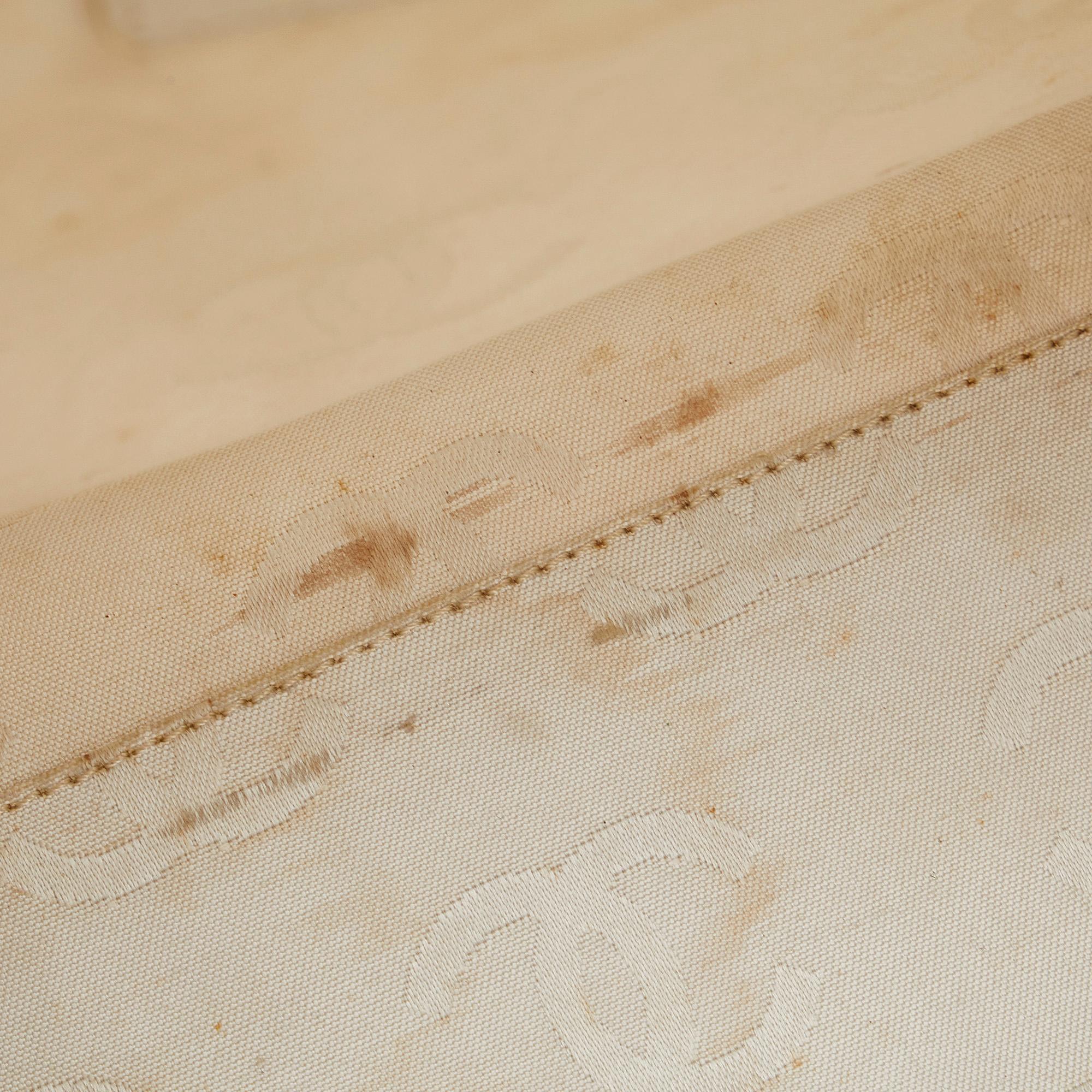 Chanel CC Wild Stitch Handbag (SHG-5IXpDV)