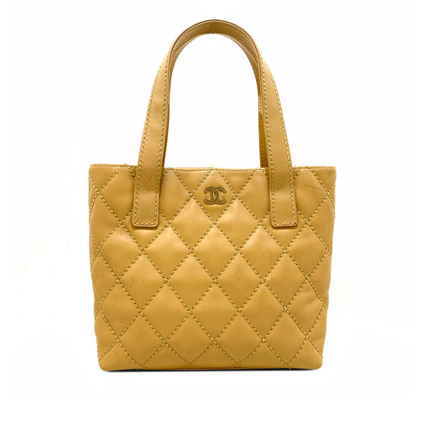 Chanel CC Wild Stitch Lambskin Handbag (SHG-dhxke3)