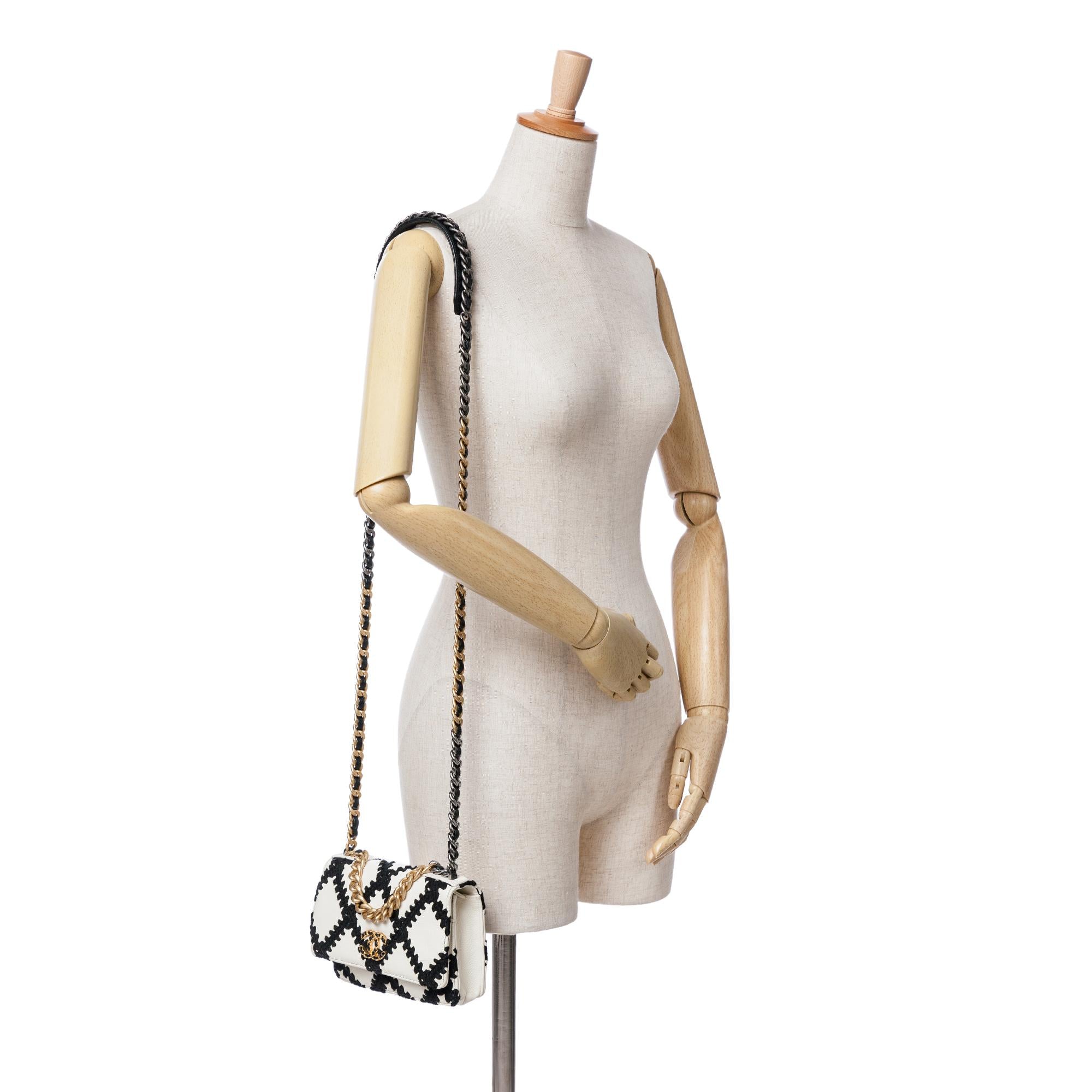 Chanel Calfskin Crochet 19 Wallet On Chain