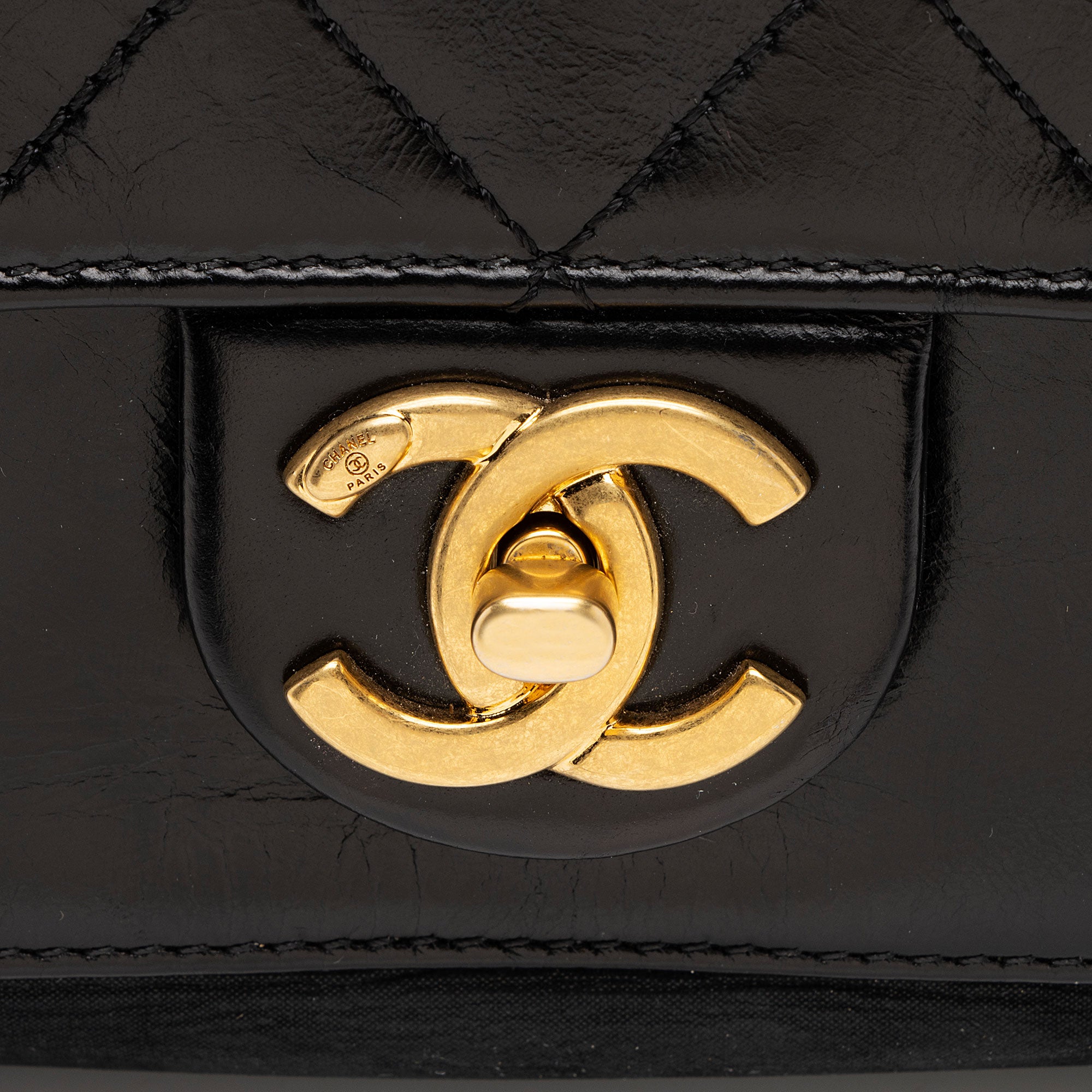 Chanel Calfskin Straight Line Small Flap Bag (SHF-6VRqD4)