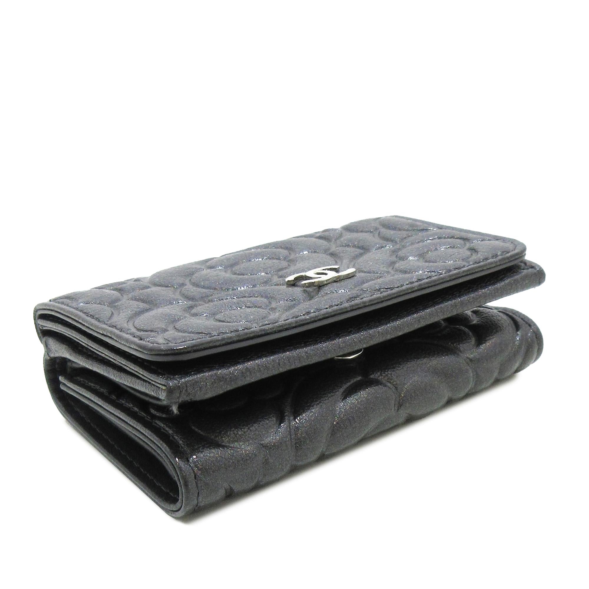 Chanel Camellia Goatskin Trifold Wallet (SHG-aIF3CD)