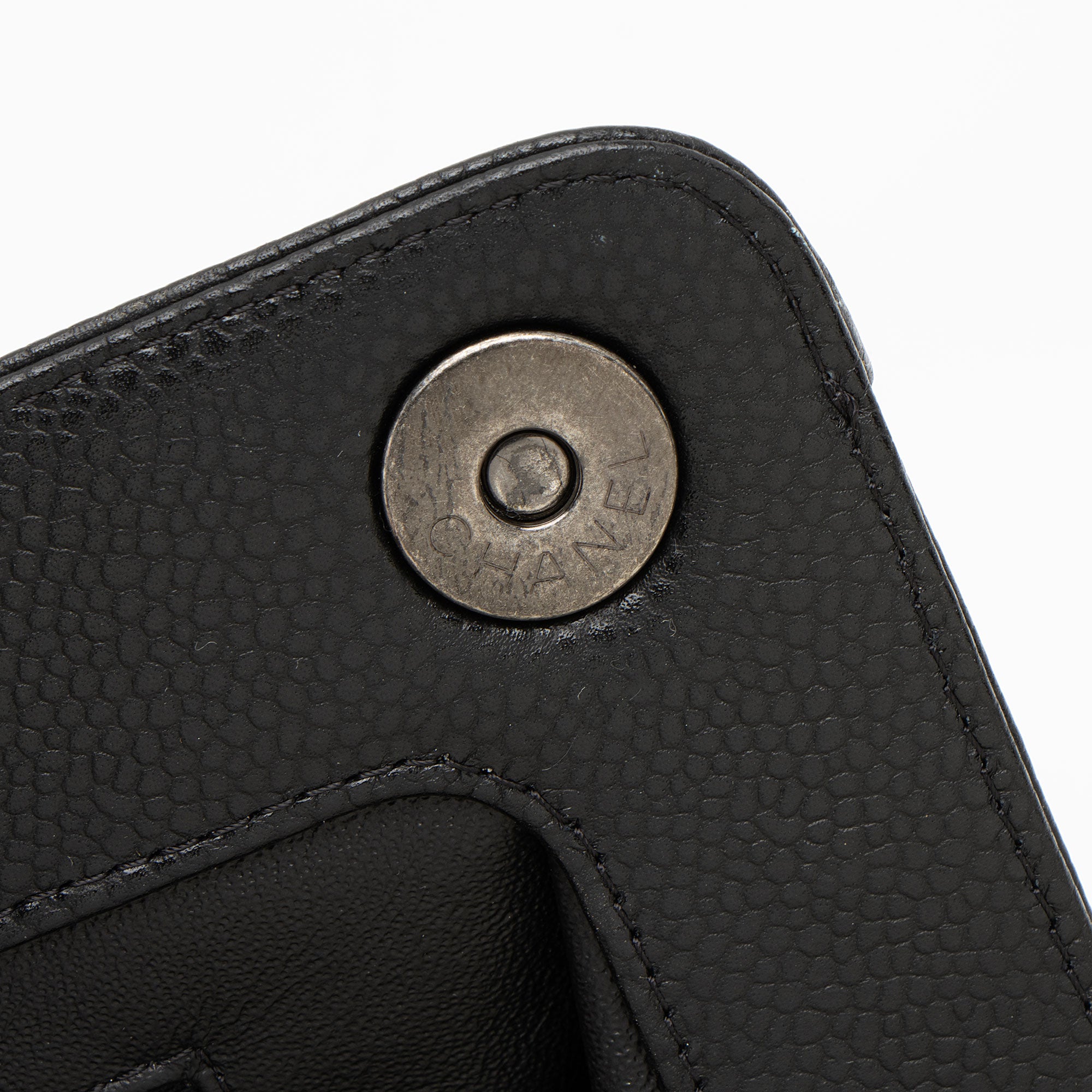 Chanel Caviar Leather CC Frame Clutch (SHF-sS7xNc)