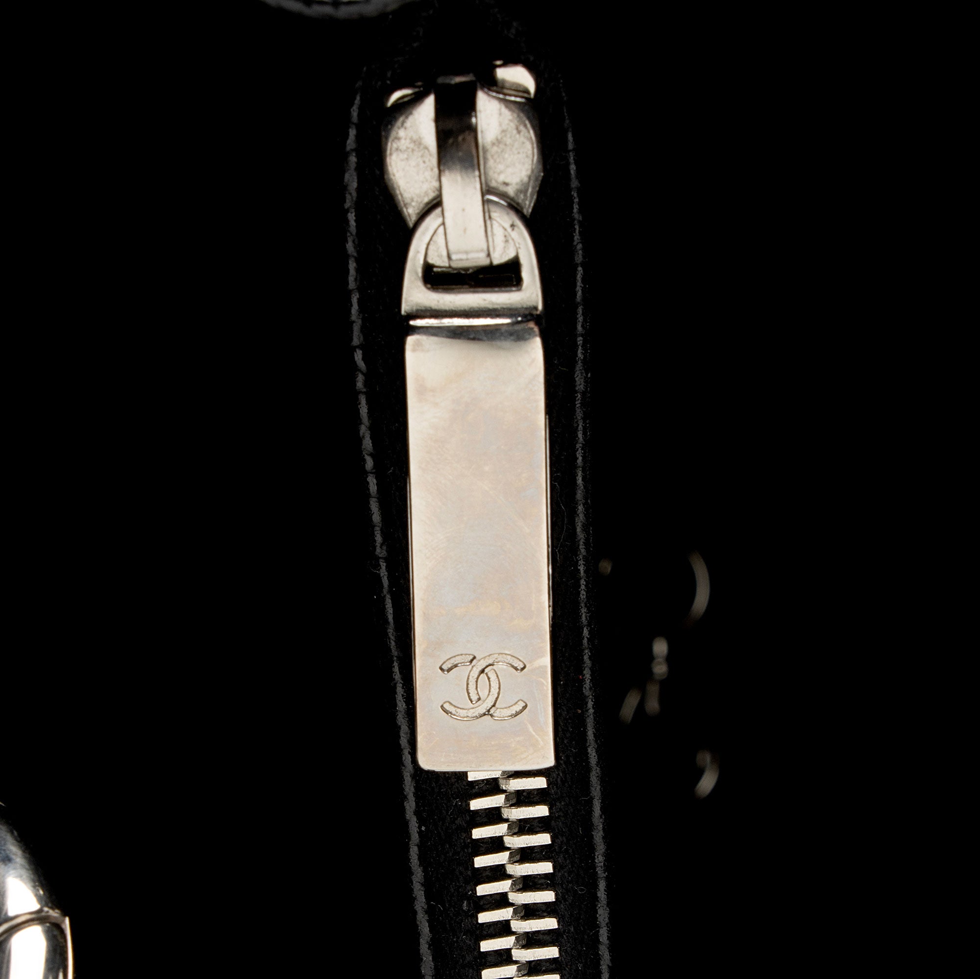 Chanel Caviar Leather Grand Shopping Tote (SHF-6g7uPR)