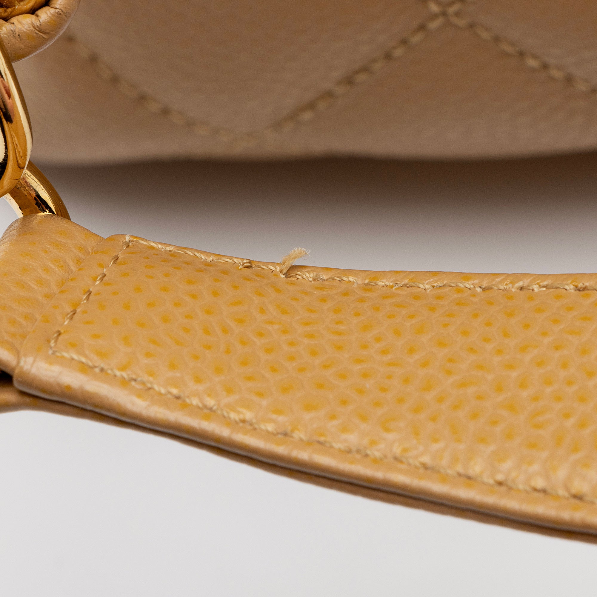 Chanel Caviar Leather Grand Shopping Tote (SHF-bjusbT)