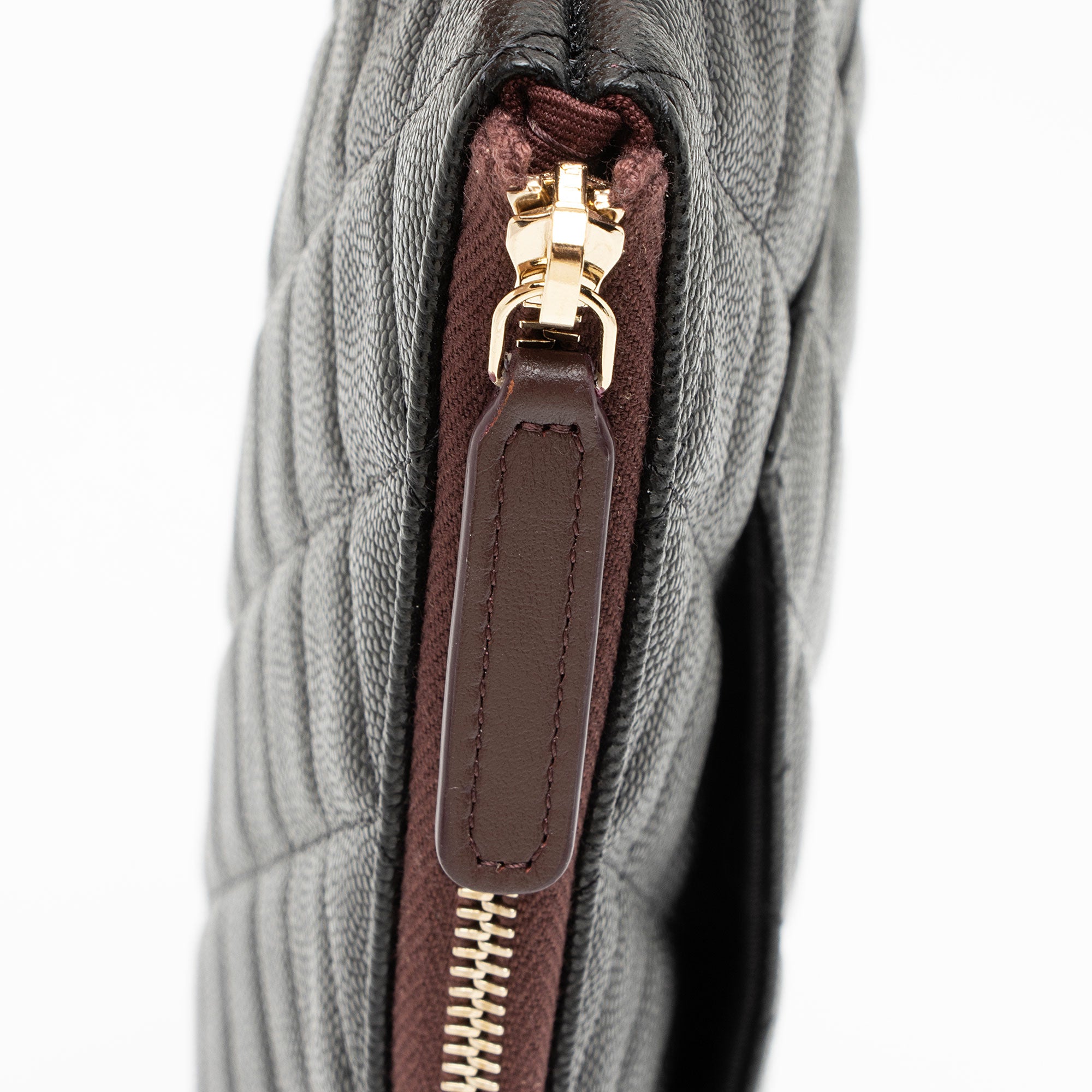 Chanel Caviar Leather Classic Zipped Pouch