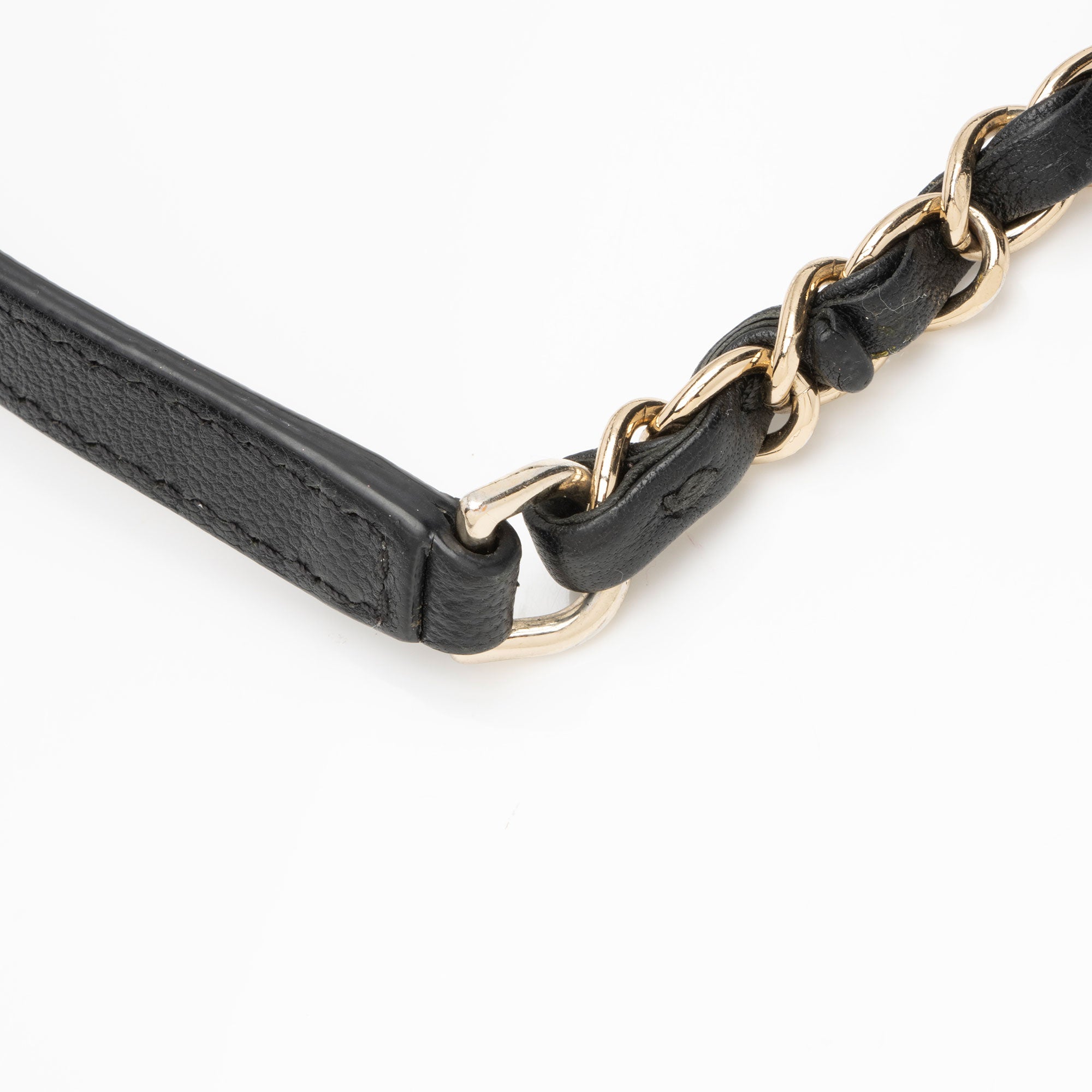 Chanel Caviar Leather Rolled Up Drawstring Bucket Bag (SHF-9VaoLU)