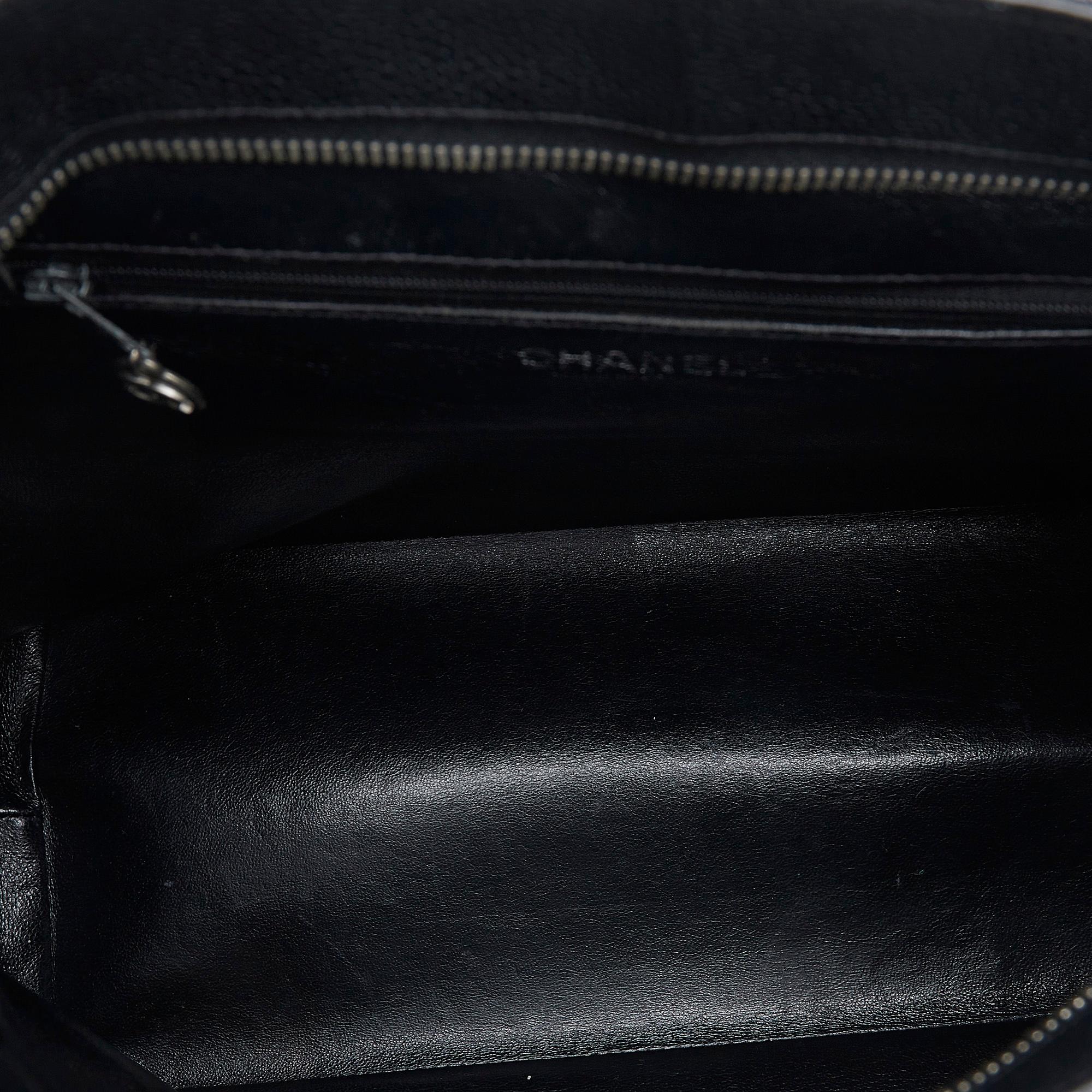 Chanel Caviar Medallion Tote (SHG-coQ4k7)