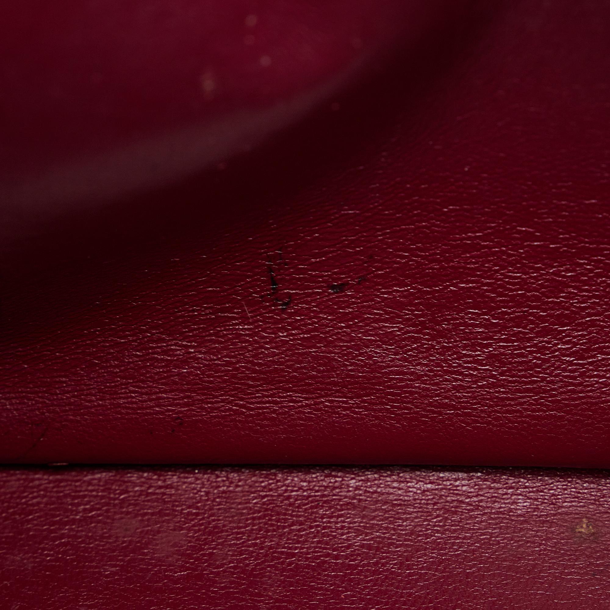 Chanel Caviar Medallion Tote (SHG-MUMoiU)