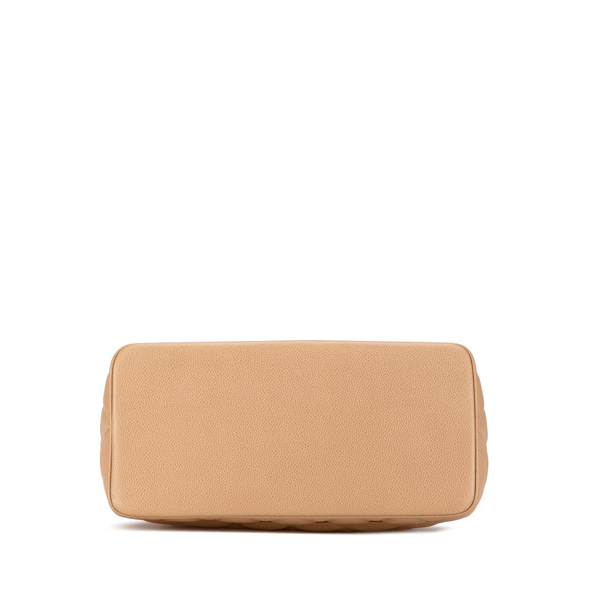 Chanel Caviar Medallion Tote (SHG-euar6e)