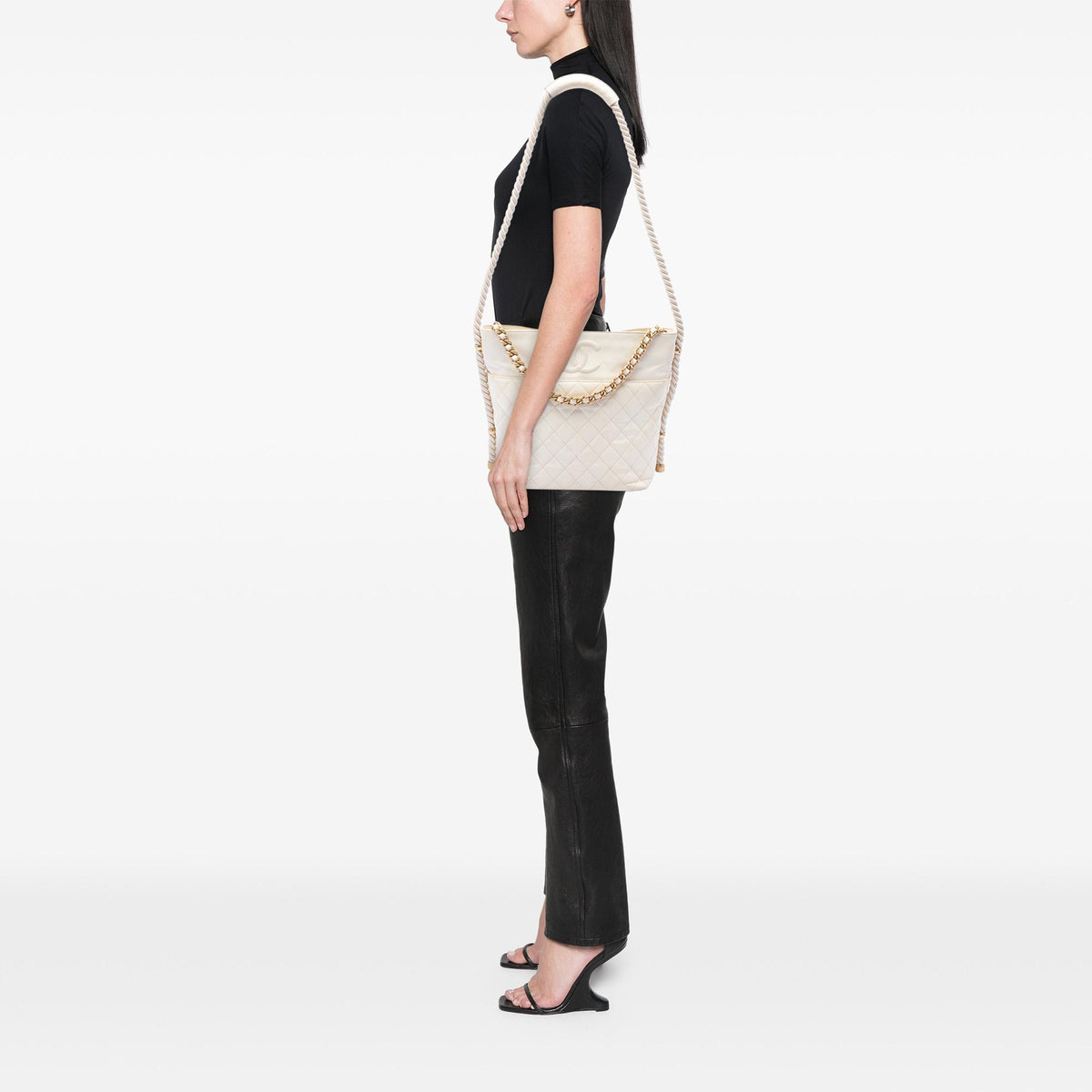 Chanel Crumpled Calfskin En Vogue Rope Satchel