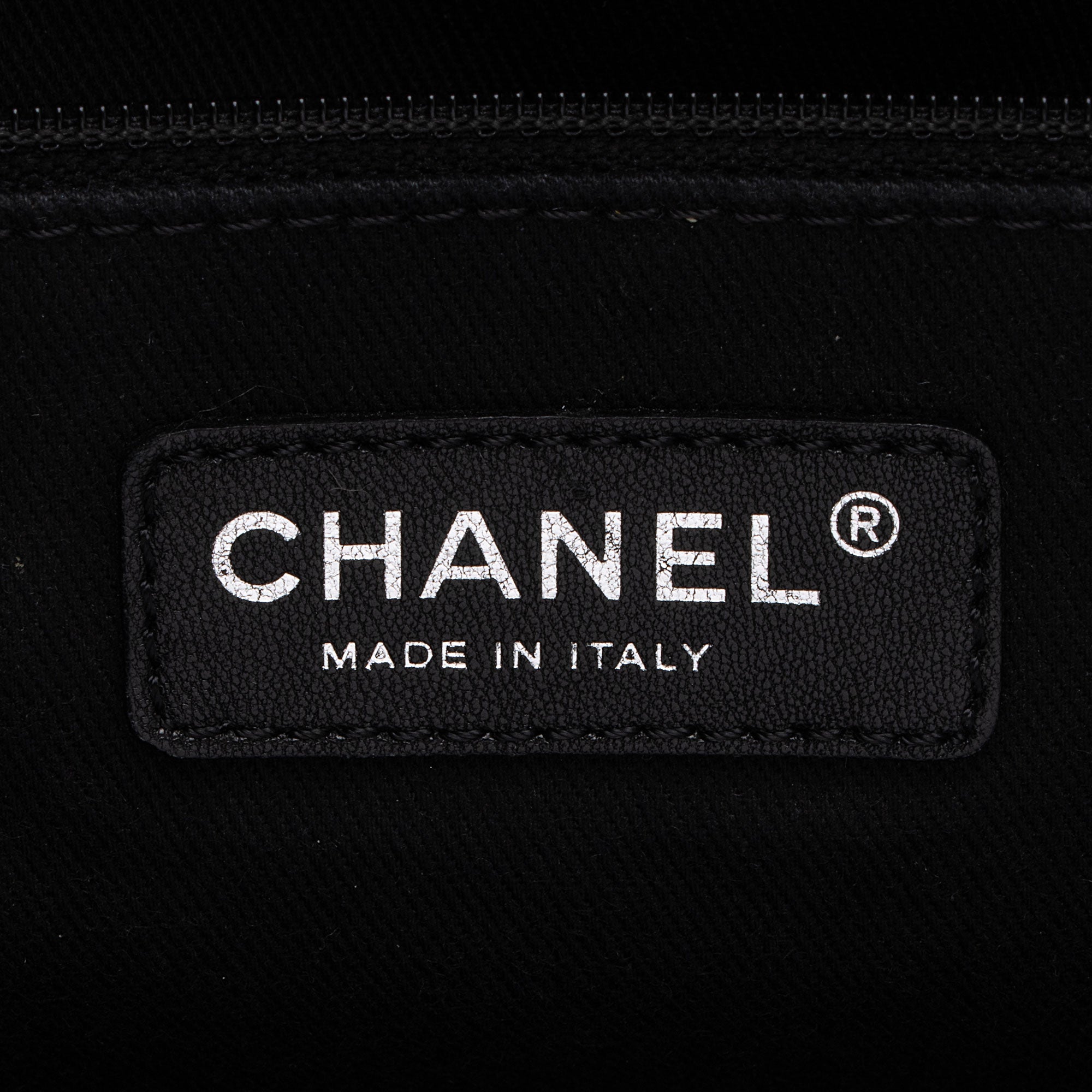 Chanel Distressed Lambskin Coco Rider Large Bowler Bag (SHF-B7H8qF)