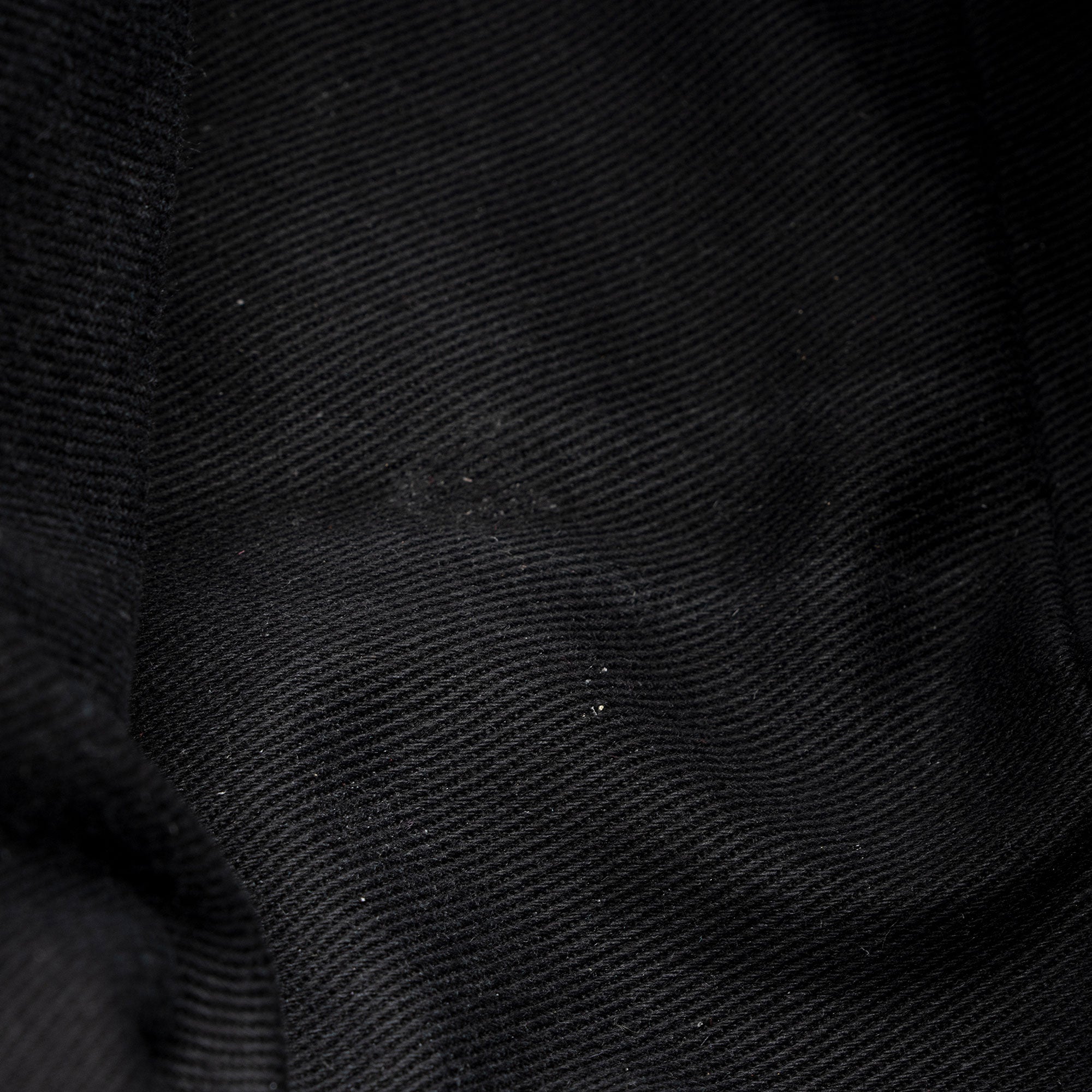 Chanel Glazed Calfskin CC Delivery Small Shopping Tote (SHF-AR0t7R)