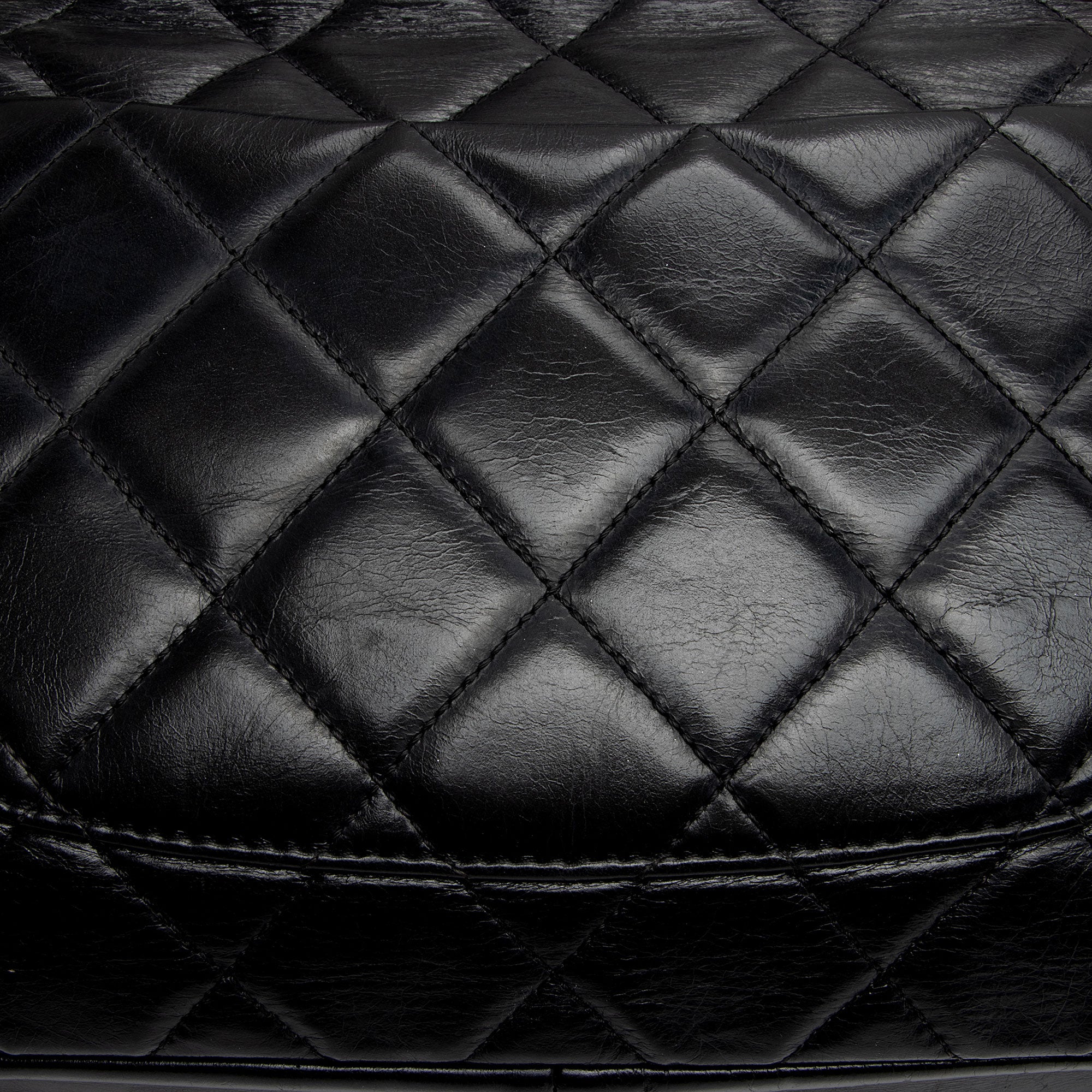 Chanel Glazed Calfskin CC Delivery Small Shopping Tote (SHF-AR0t7R)