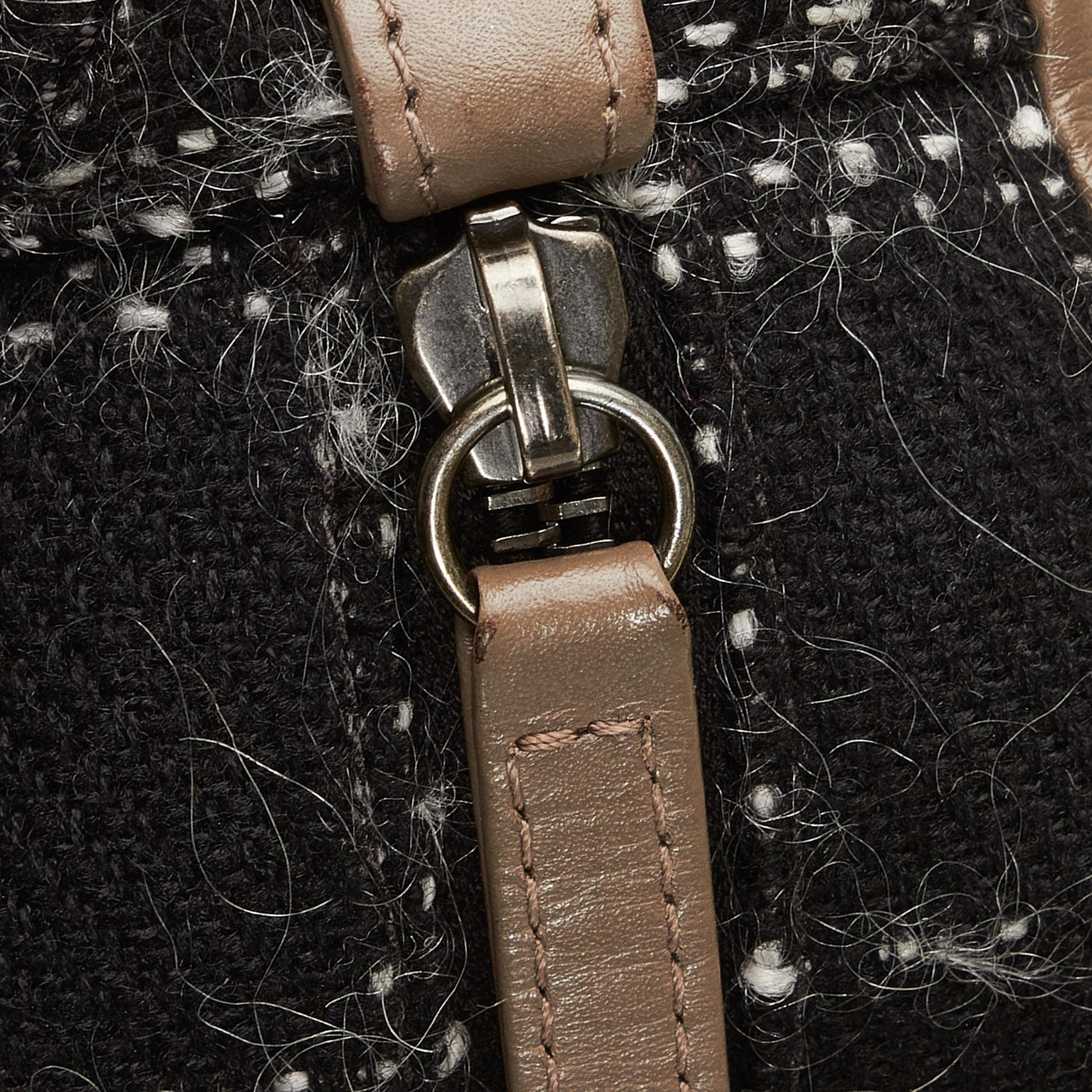 Chanel Glazed Matelasse Portobello Flap Bag (SHG-HqIza9)