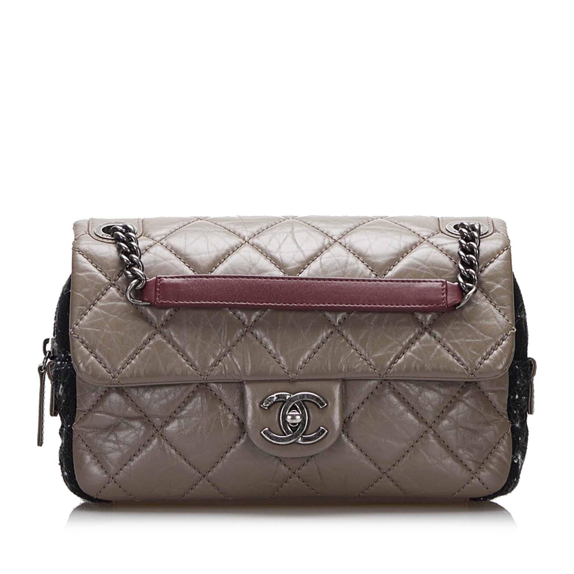 Chanel Glazed Matelasse Portobello Flap Bag (SHG-HqIza9)