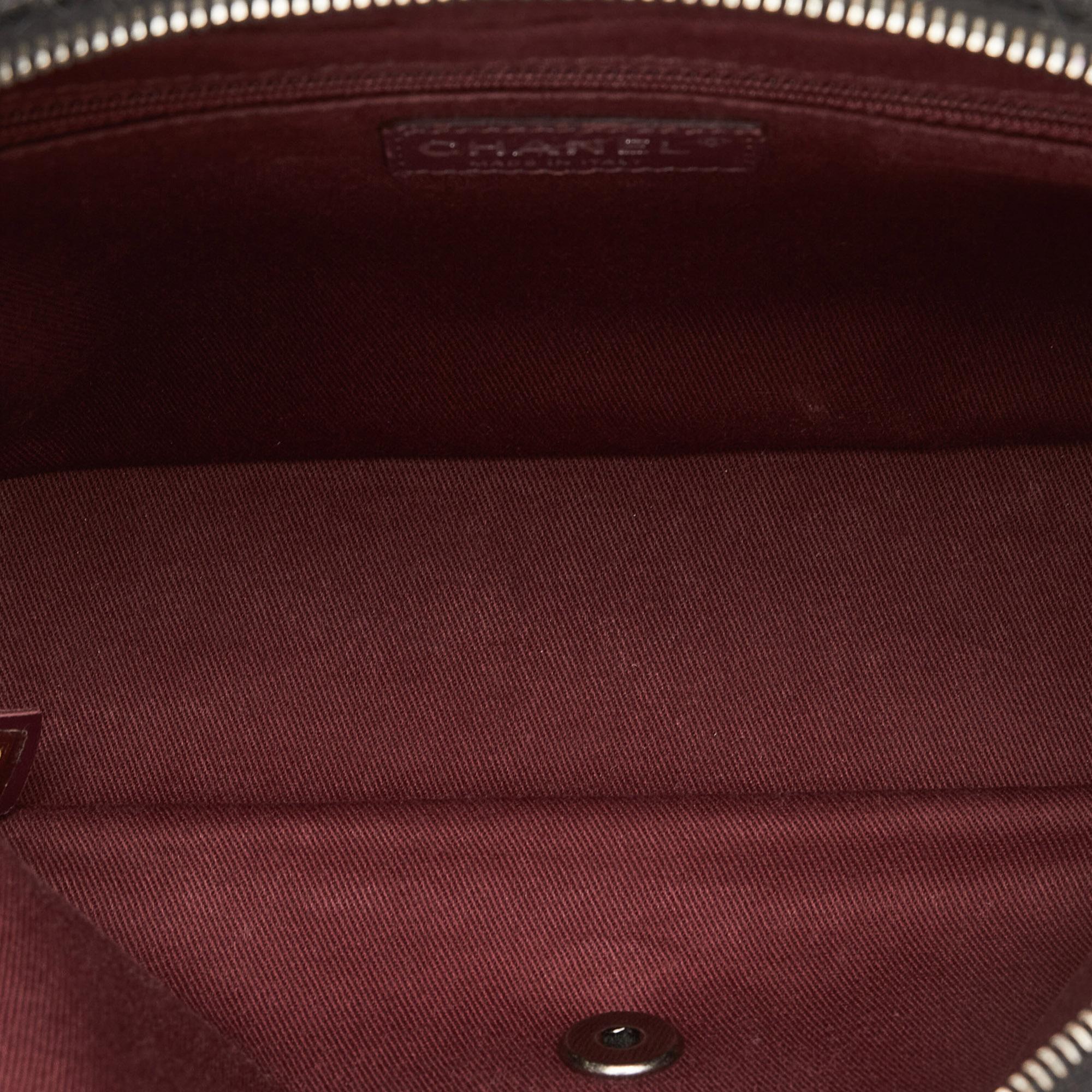 Chanel Glazed Matelasse Portobello Flap Bag (SHG-HqIza9)