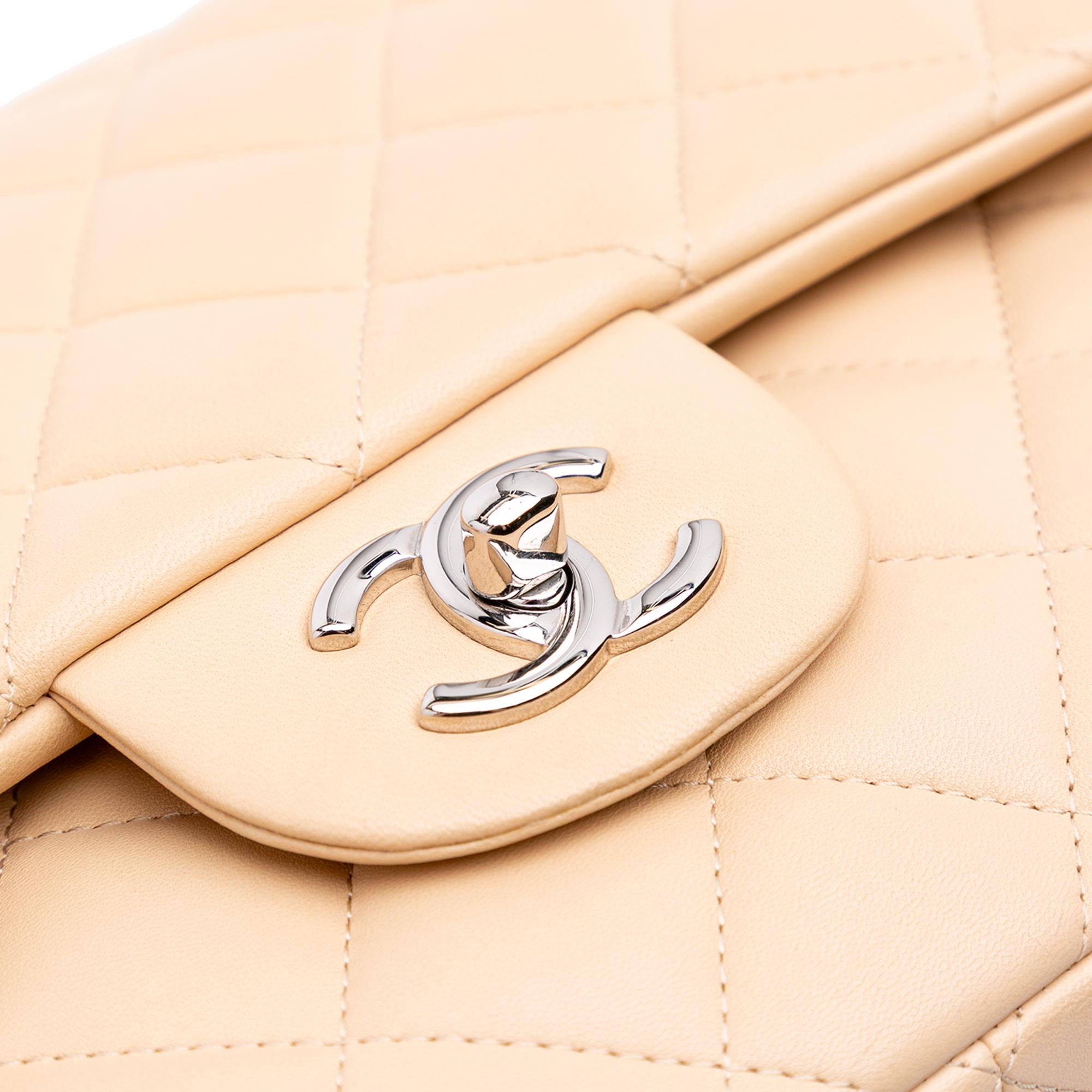 Chanel Jumbo Classic Lambskin Double Flap