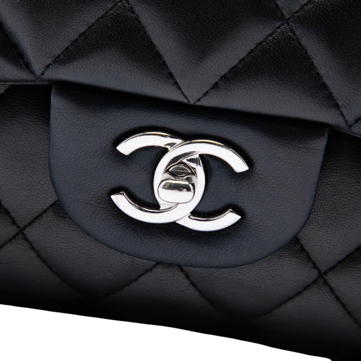 Chanel Jumbo Classic Lambskin Double Flap