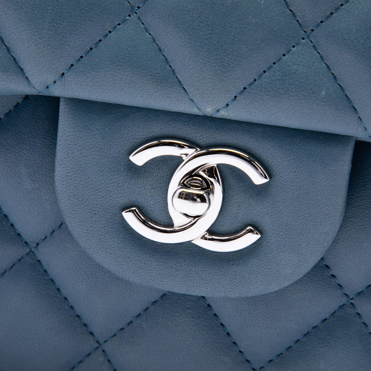 Chanel Jumbo Classic Lambskin Double Flap