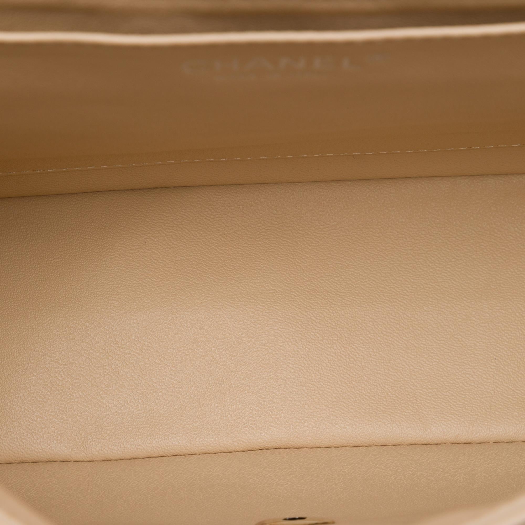 Chanel Jumbo Classic Lambskin Single Flap