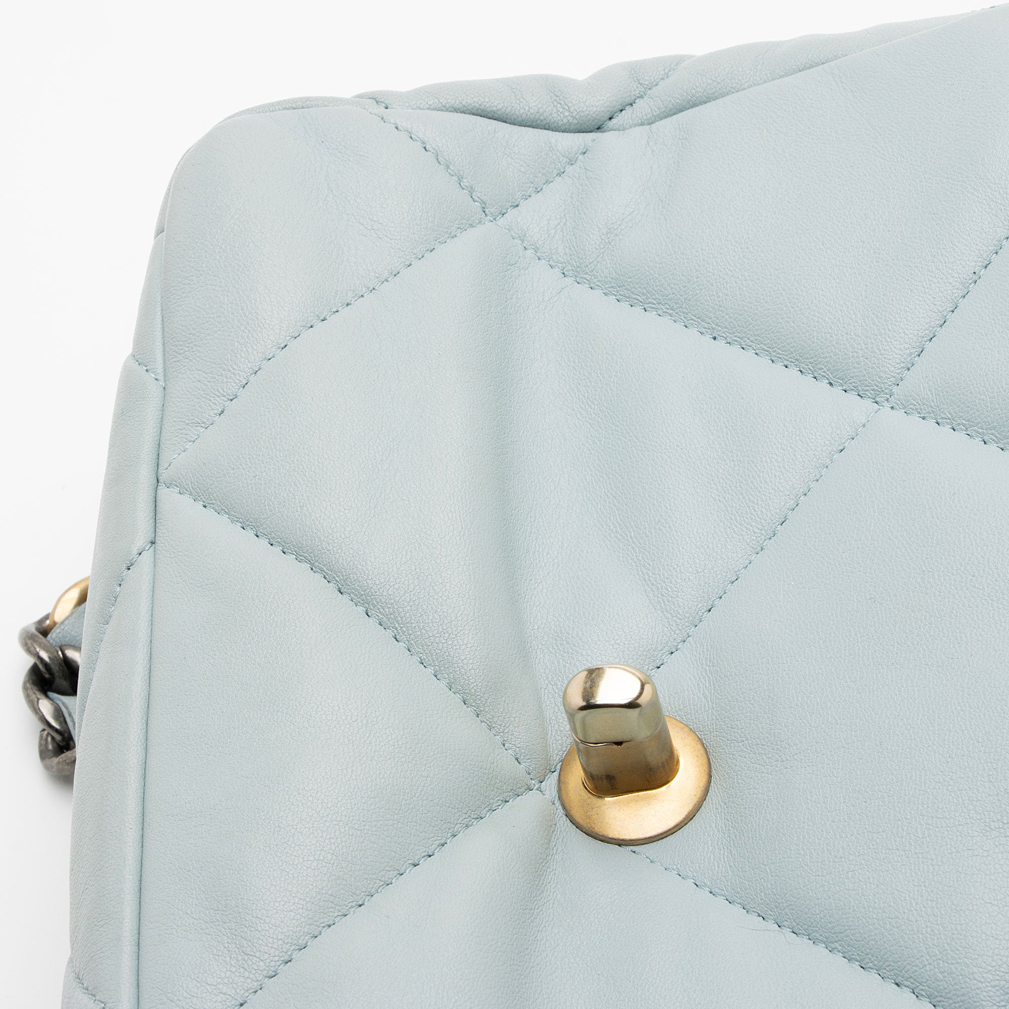 Chanel Lambskin 19 Medium Flap Shoulder Bag