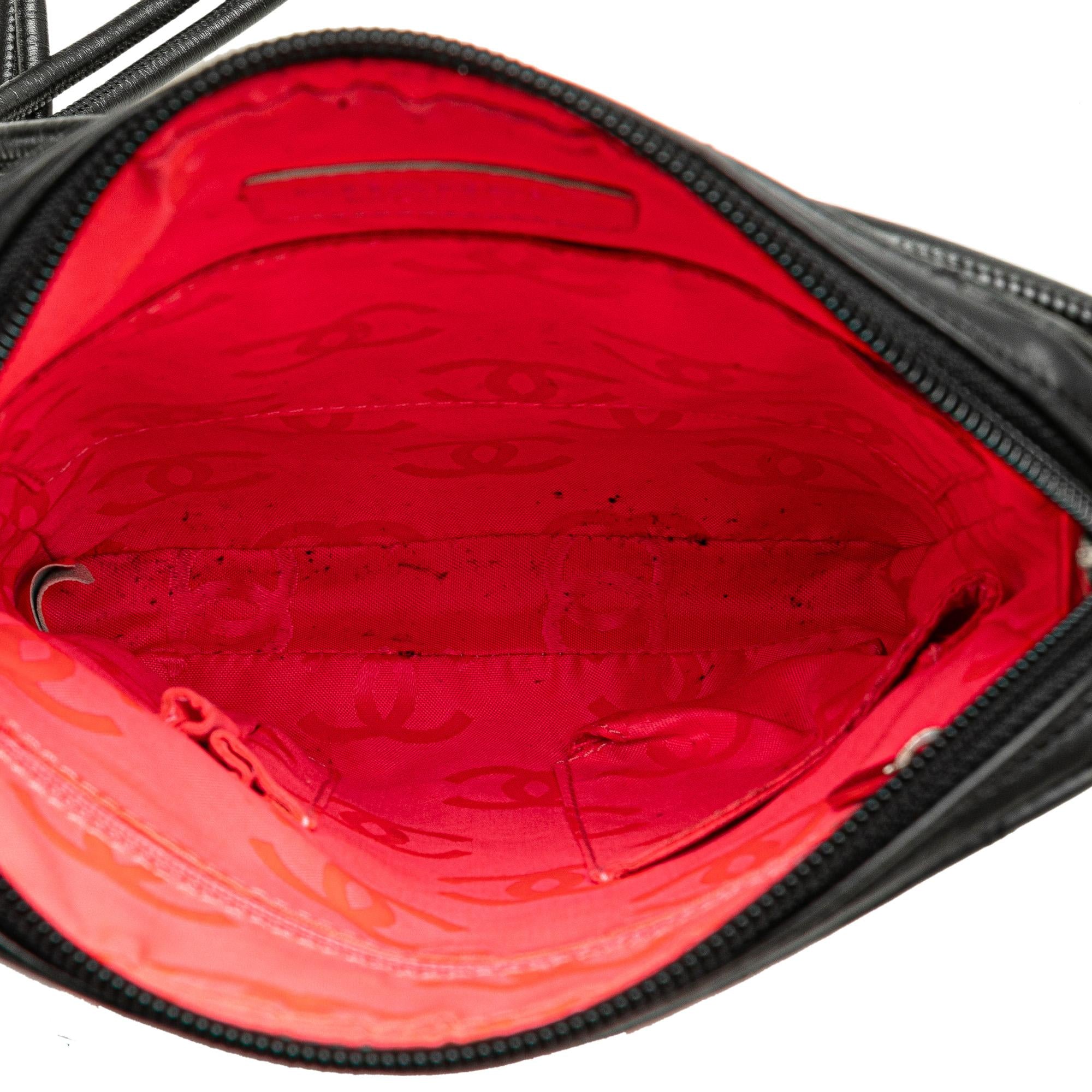 Chanel Lambskin Cambon Ligne Crossbody (SHG-UkBiF8)