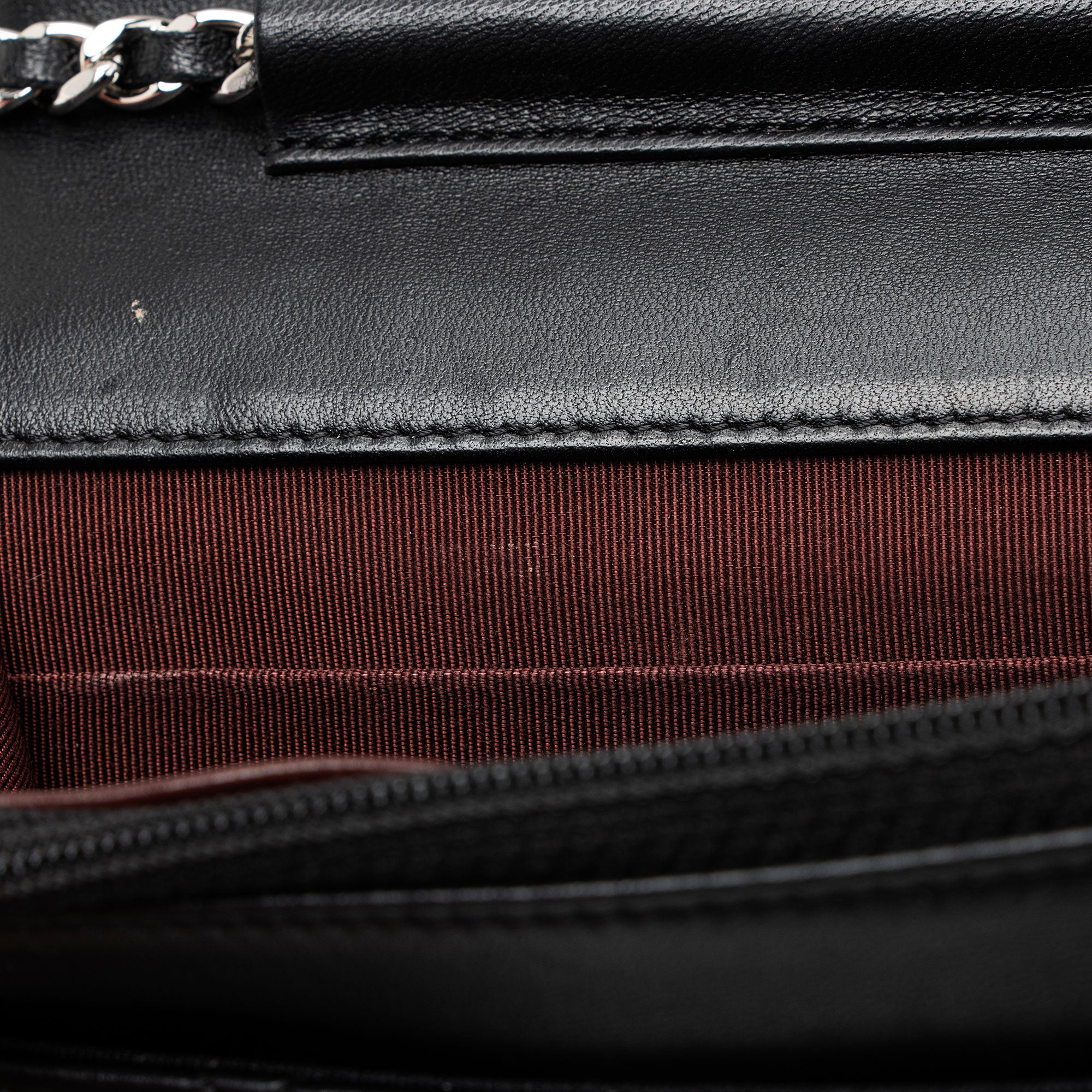 Chanel Lambskin Classic Wallet on Chain (SHF-zqvIju)