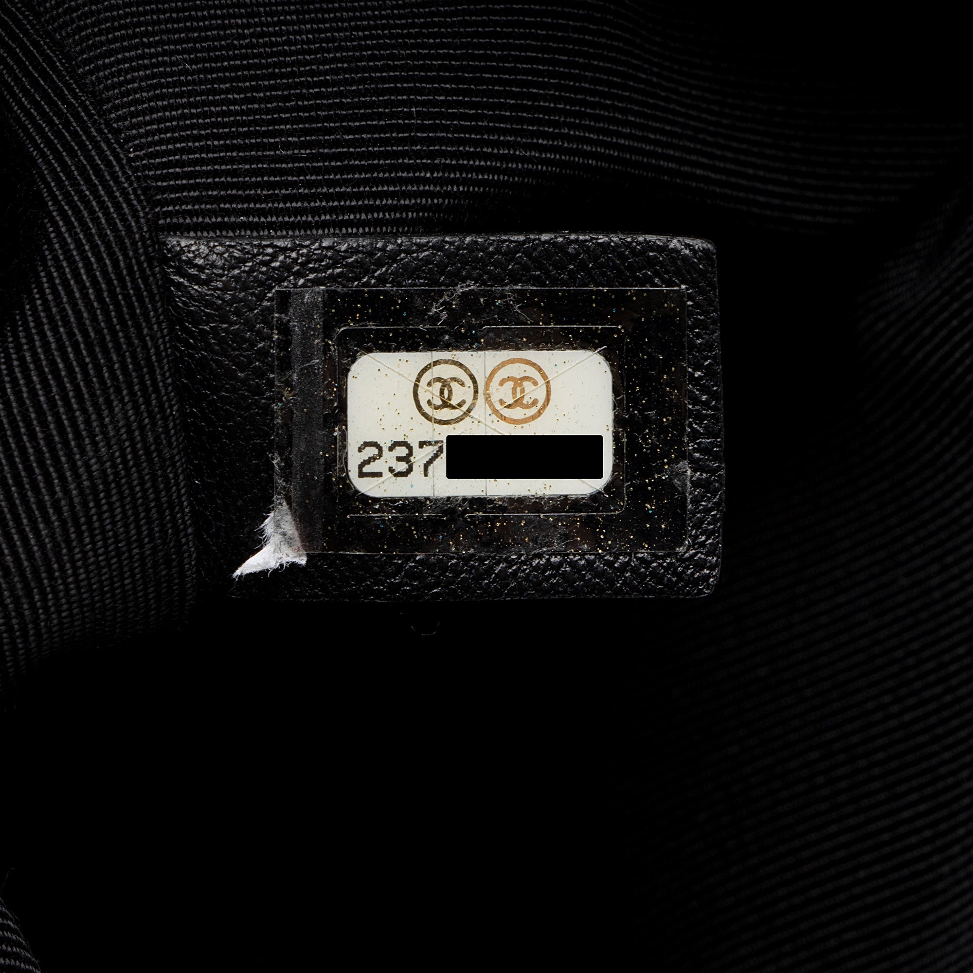 Chanel Lambskin Old Medium Boy Bag (SHF-hdtBBY)