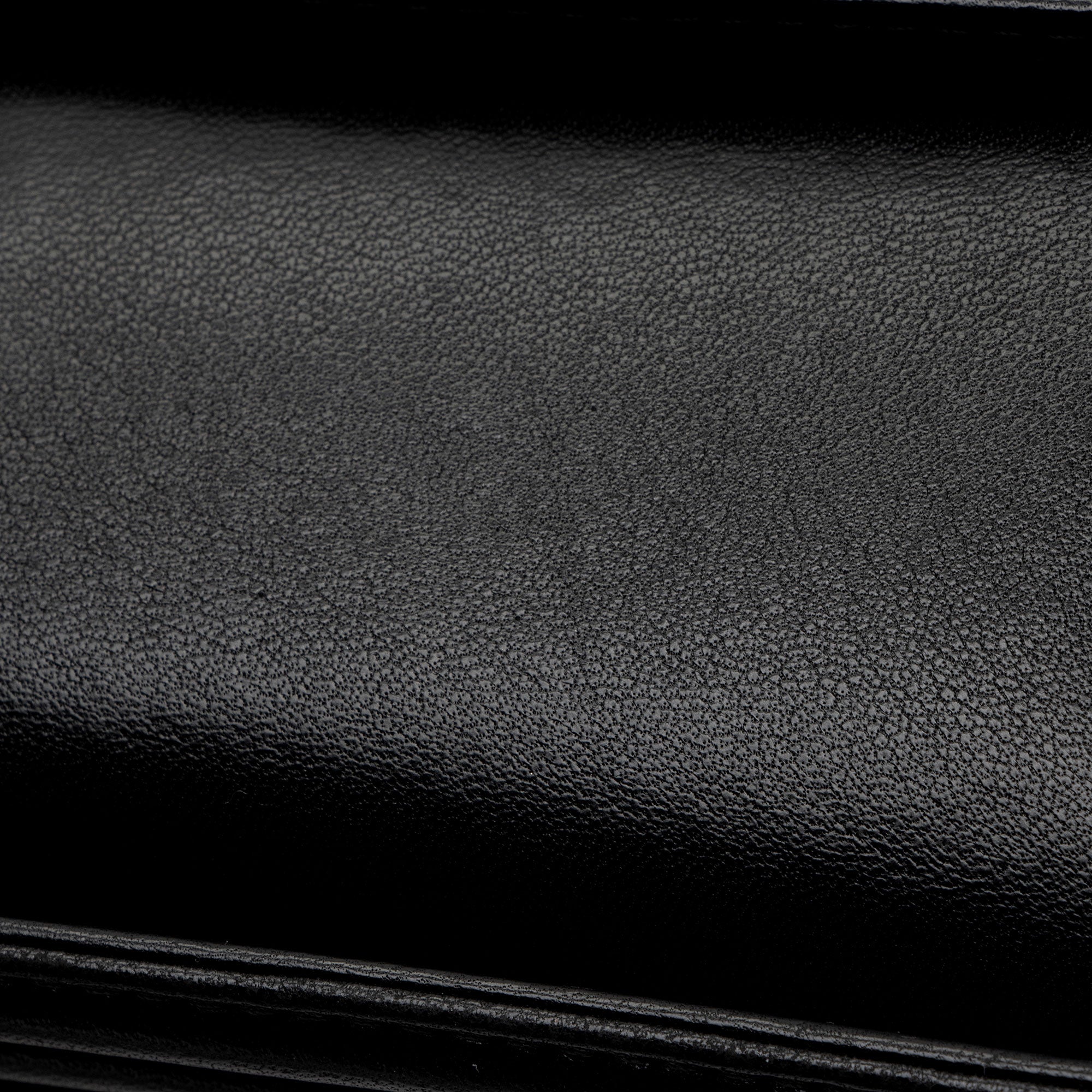 Chanel Lambskin Old Medium Boy Bag (SHF-hdtBBY)