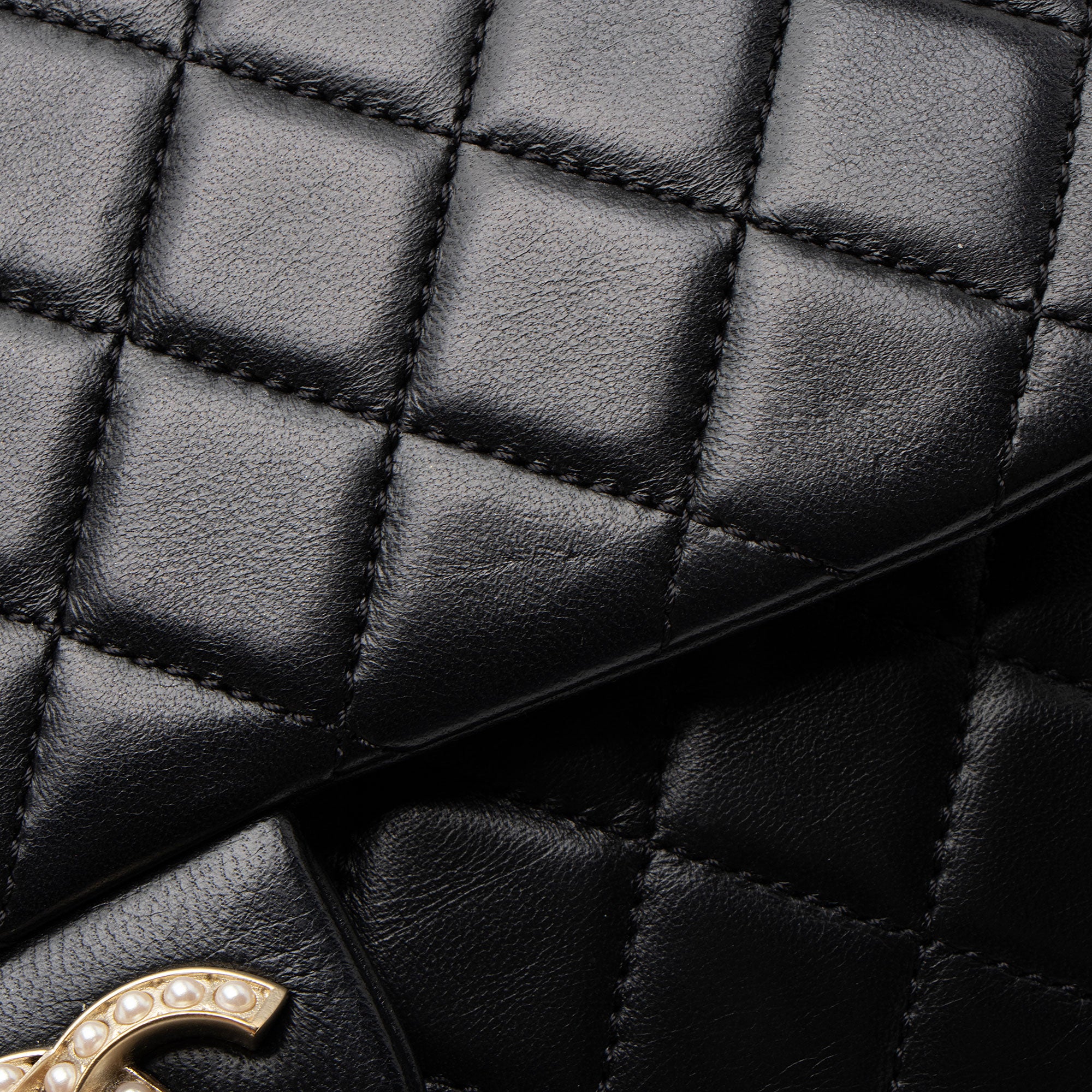 Chanel Lambskin Pearl CC Westminster Medium Flap Bag (SHF-UG5hqQ)