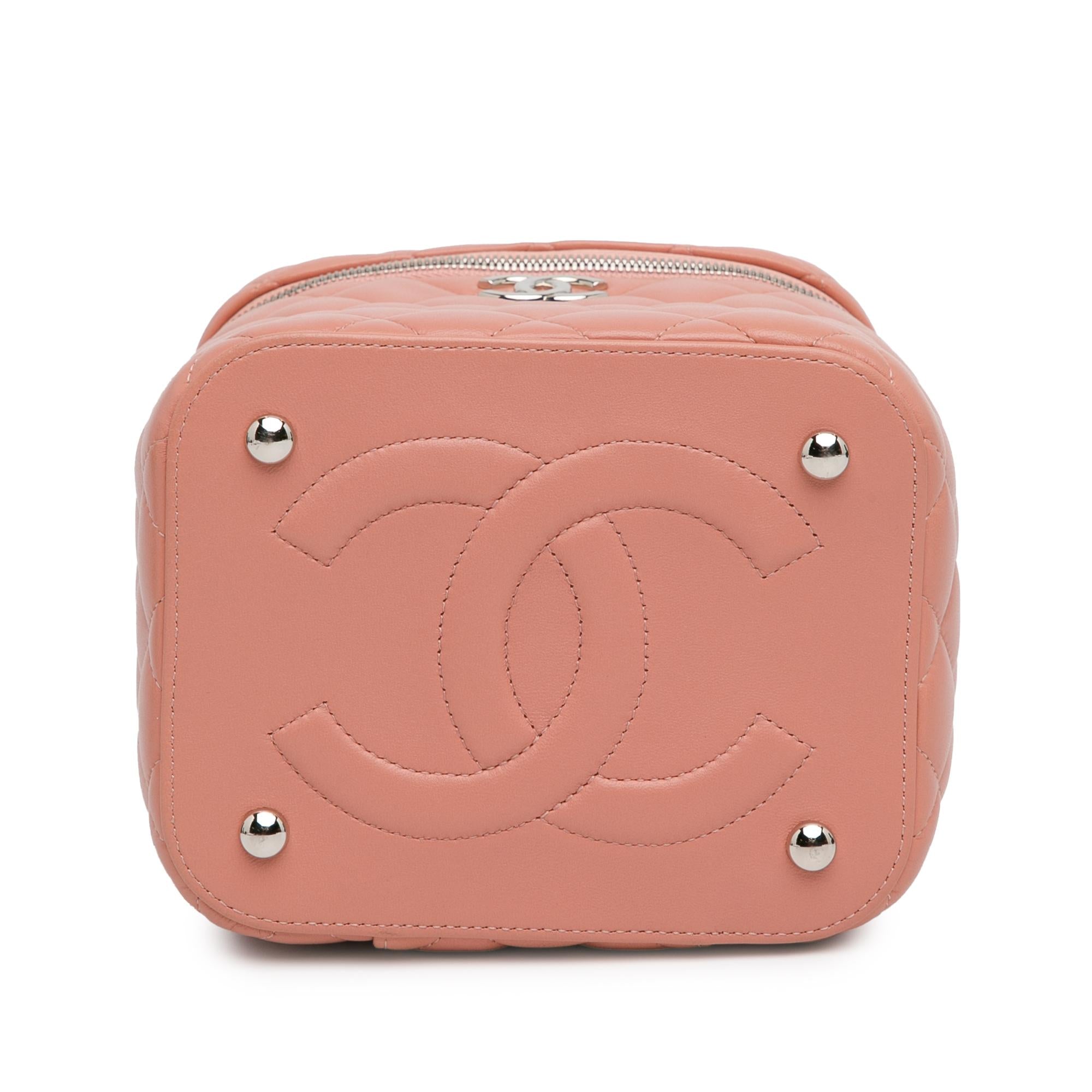 Chanel Lambskin Top Handle Vanity Case with Chain (SHG-K2wZoF)