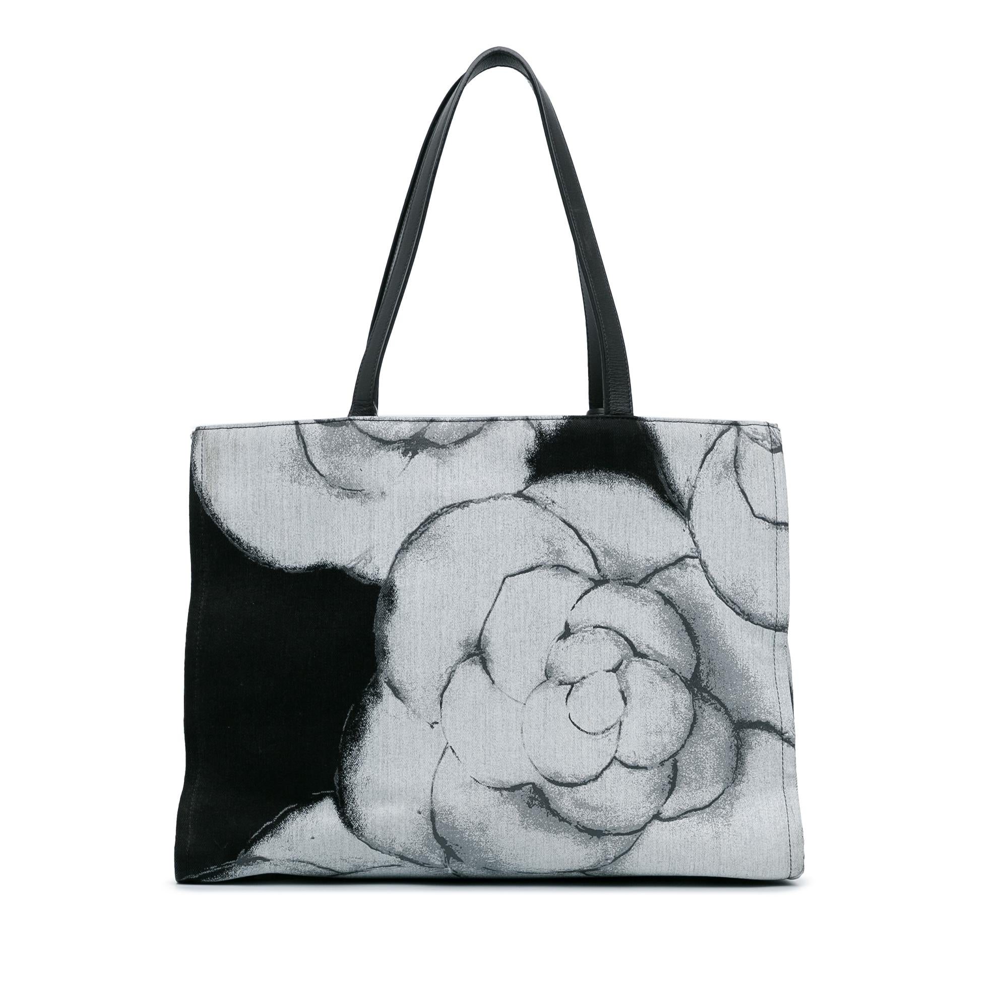 Chanel Large Camellia Printed Canvas Shopper Tote (SHG-HCaliE)
