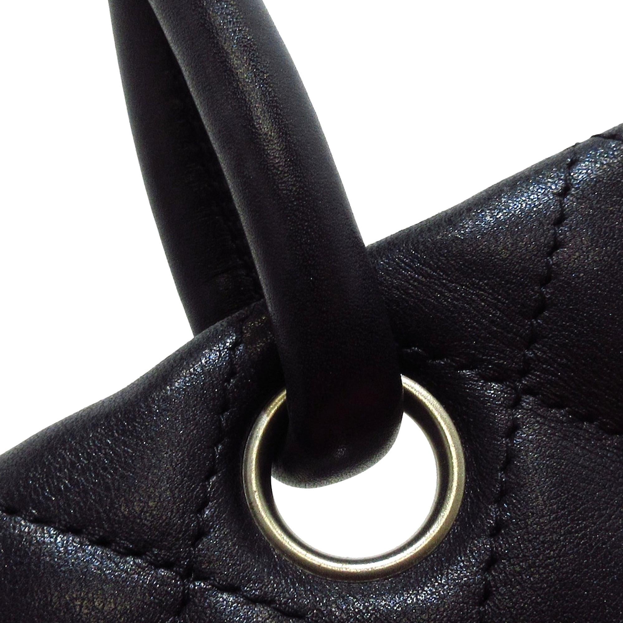 Chanel Large Lambskin Cambon Ligne Tote (SHG-s11ItS)