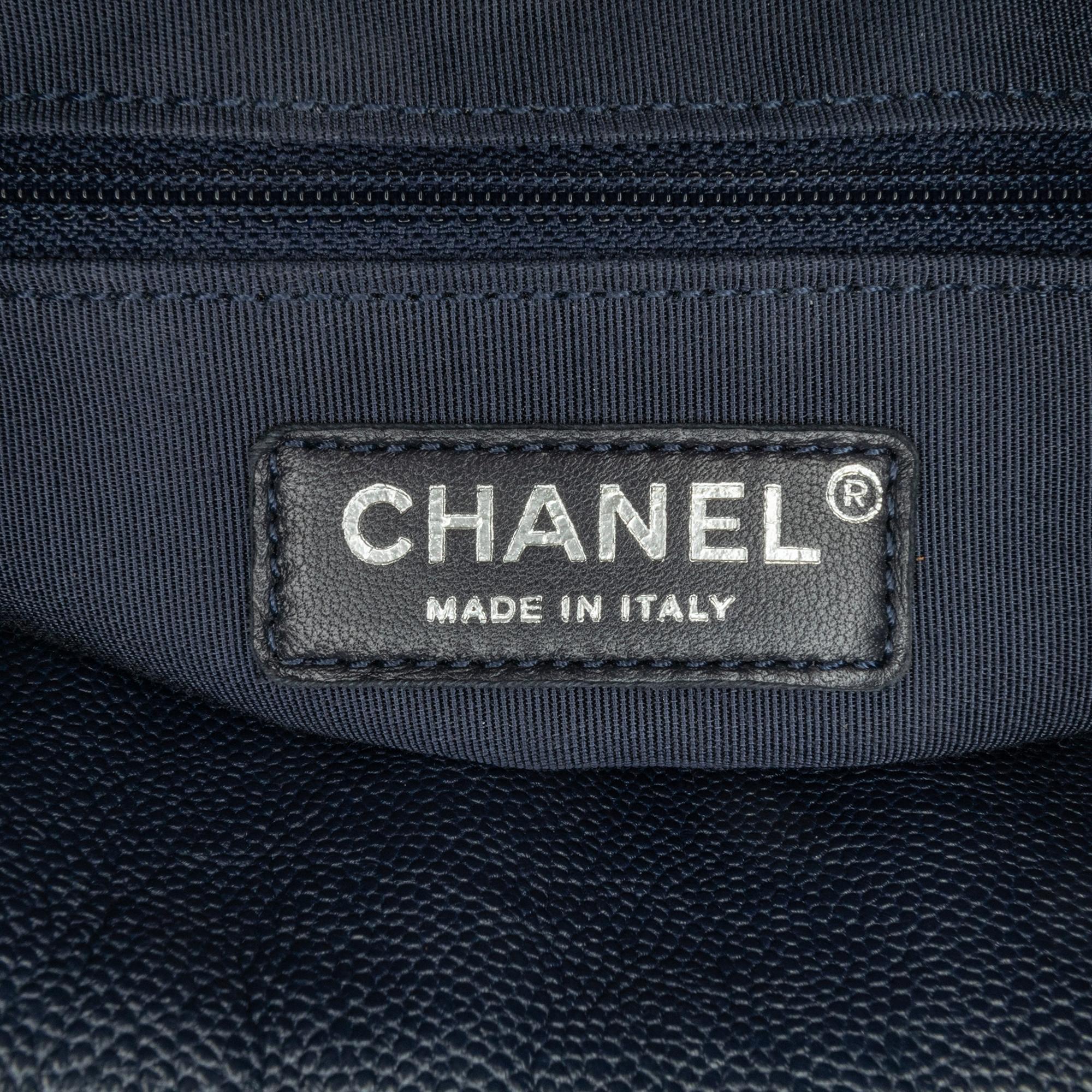 Chanel Large Quilted Caviar Urban Companion Tote (SHG-AColdS)