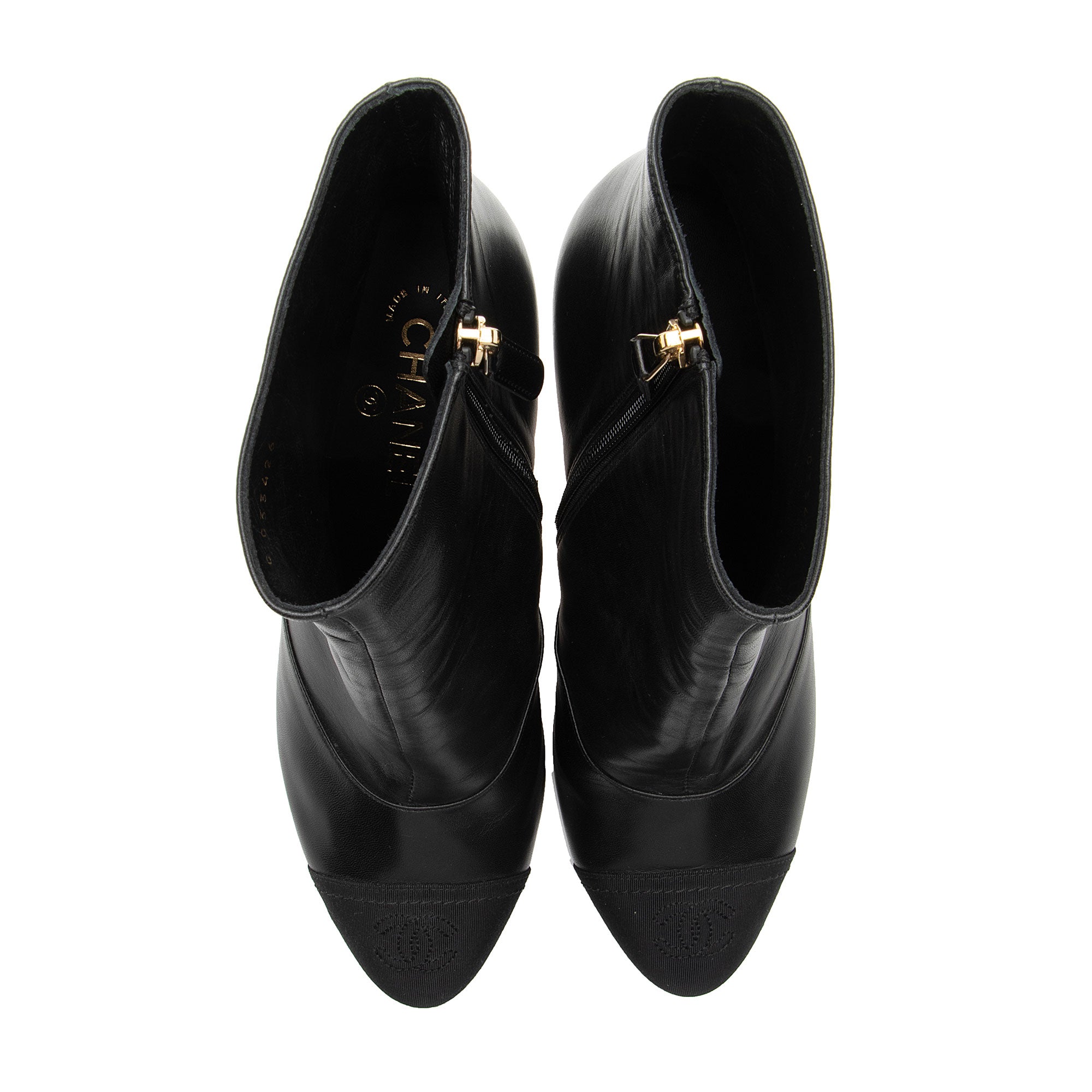 Chanel Leather Grosgrain CC Cap Toe Booties - Size 10 / 40 (SHF-dvns34)