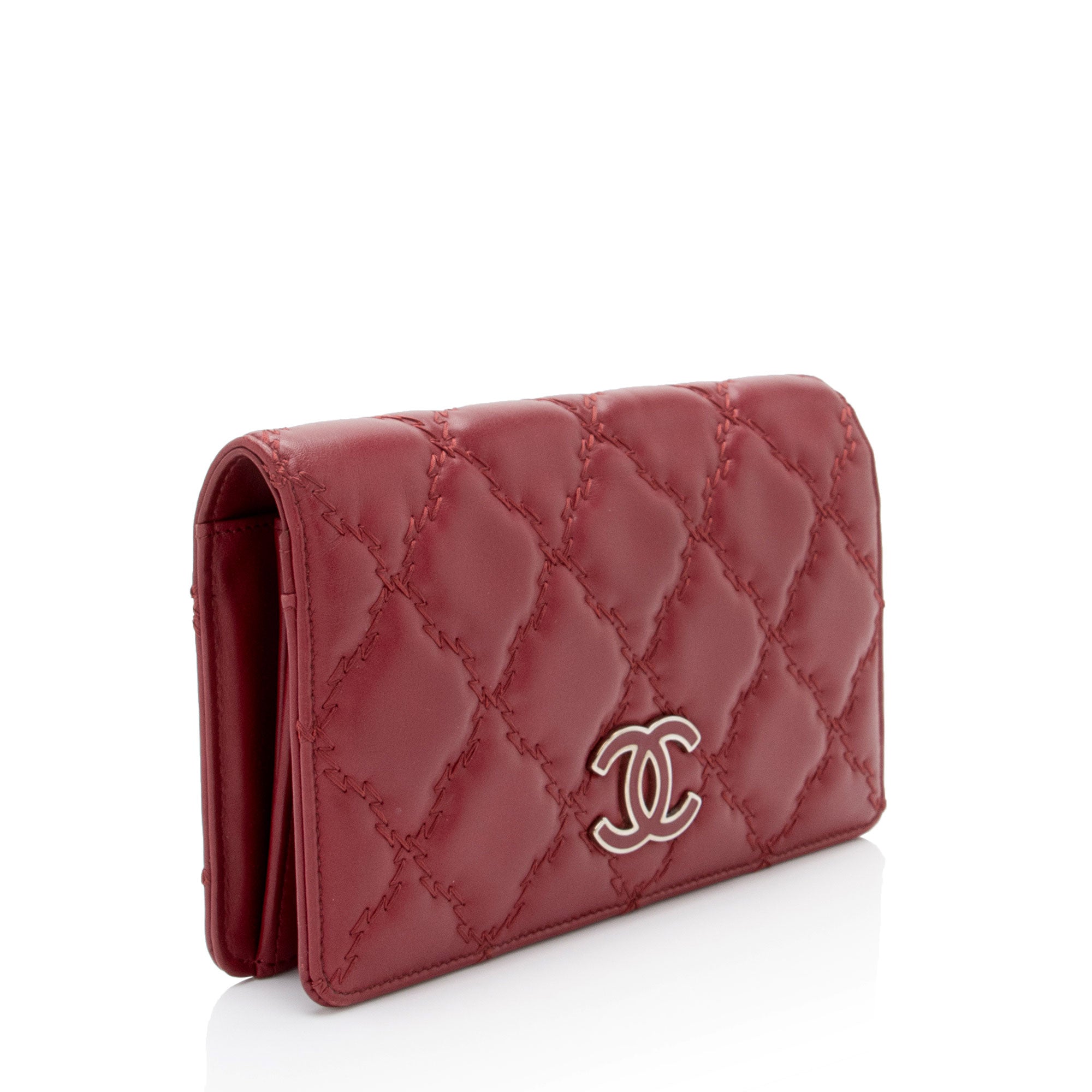 Chanel Leather Double Stitch CC Hamptons Yen Wallet