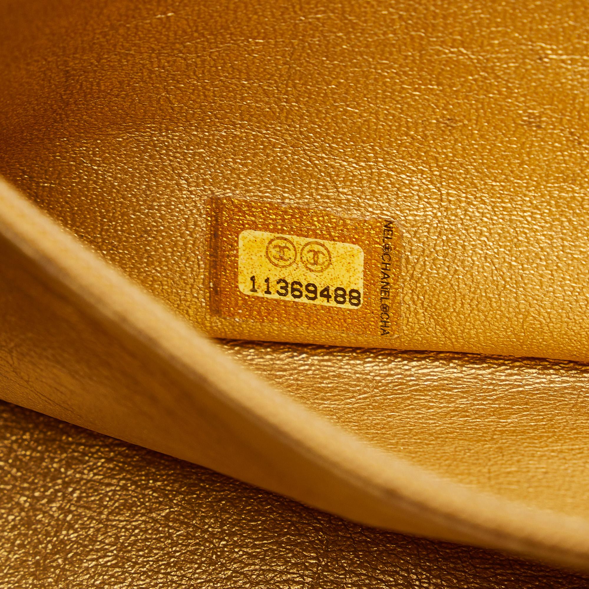 Chanel Luxe Ligne Bowler Bag (SHG-PphpRs)